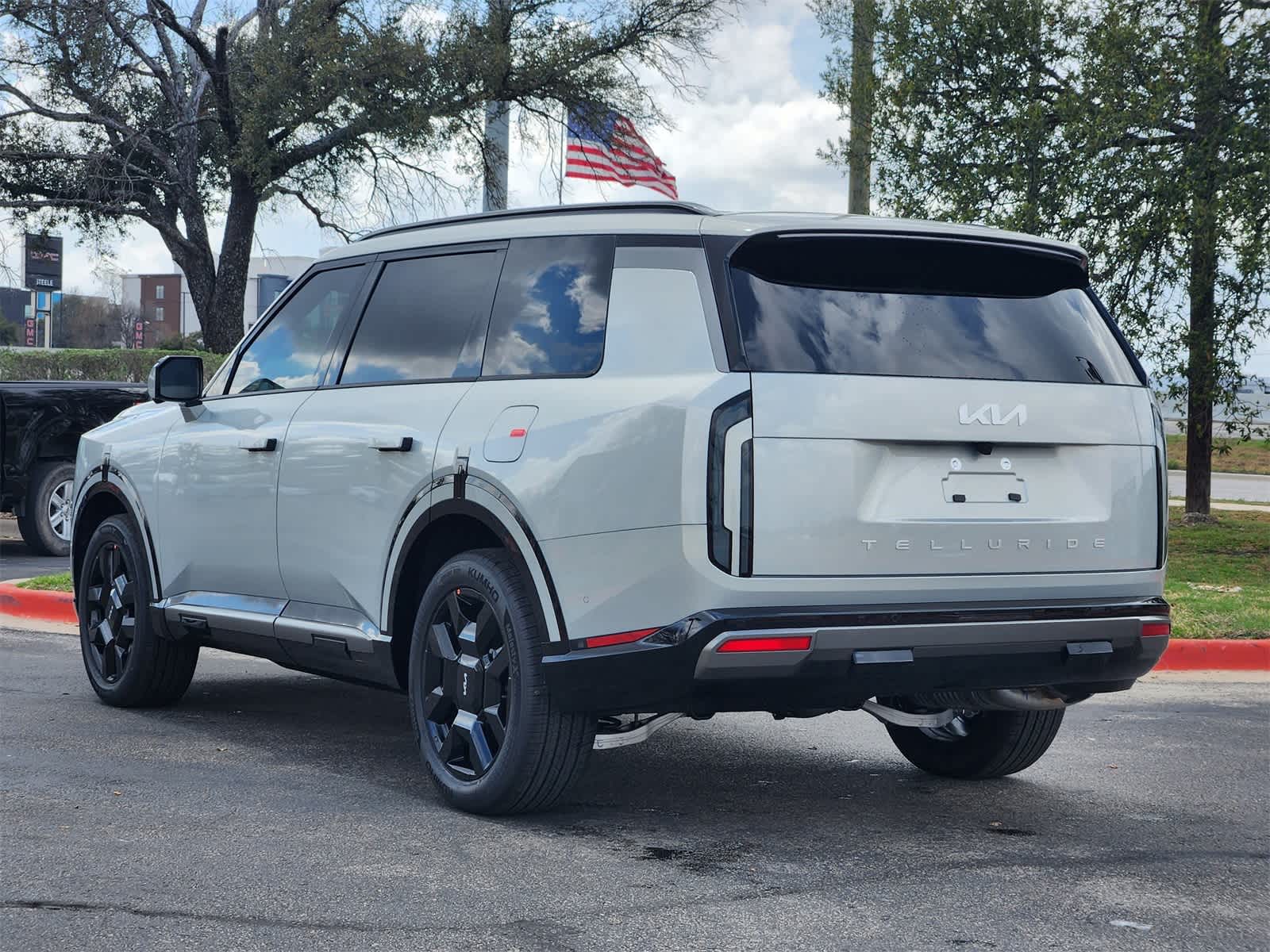 Thumbnail: 2027 Kia Telluride - 6
