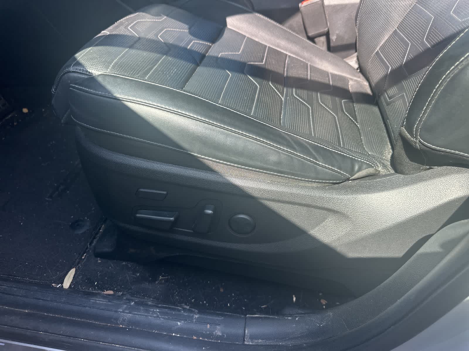 Thumbnail: 2022 Kia Telluride - 11