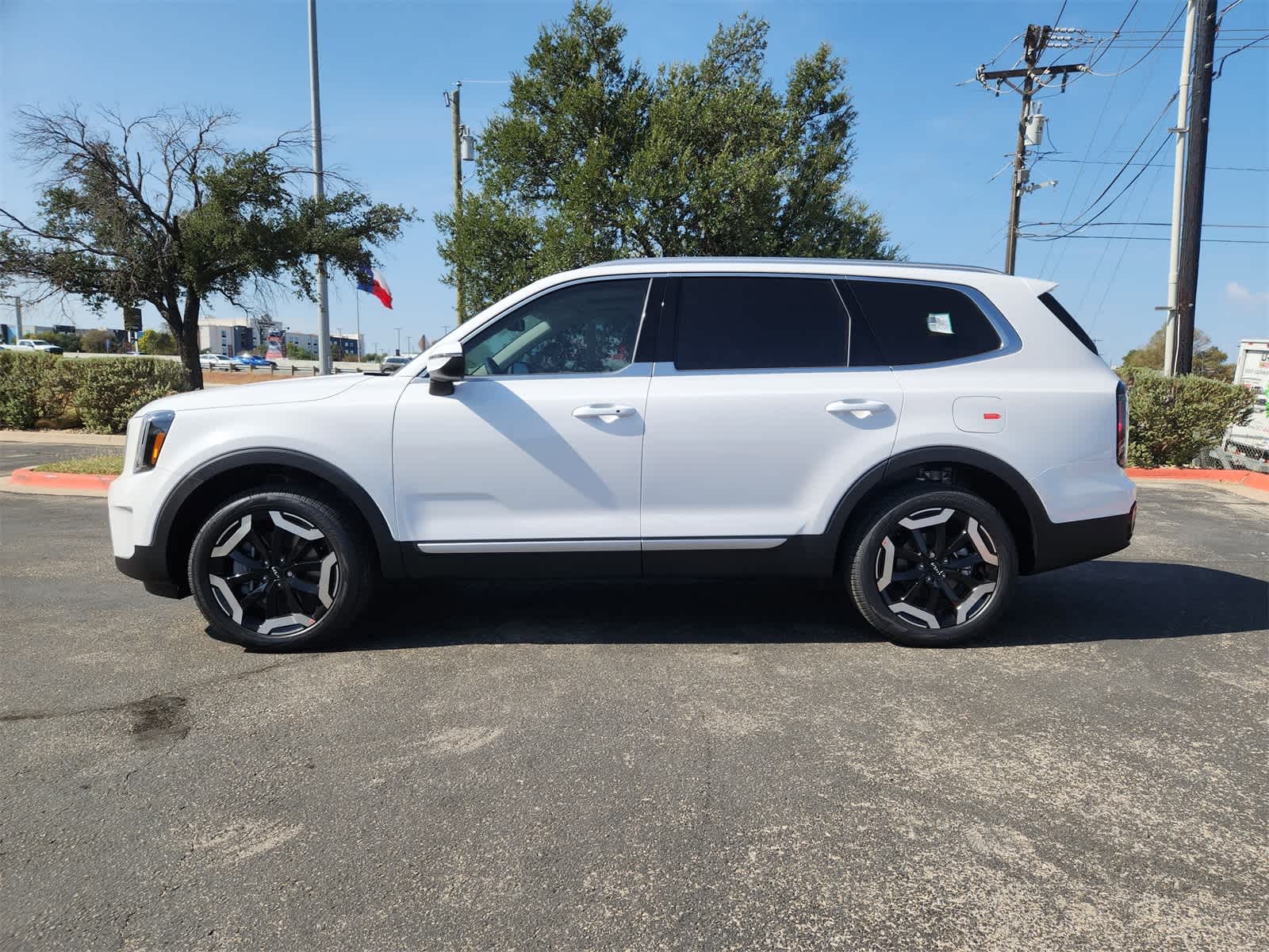 Thumbnail: 2025 Kia Telluride - 3