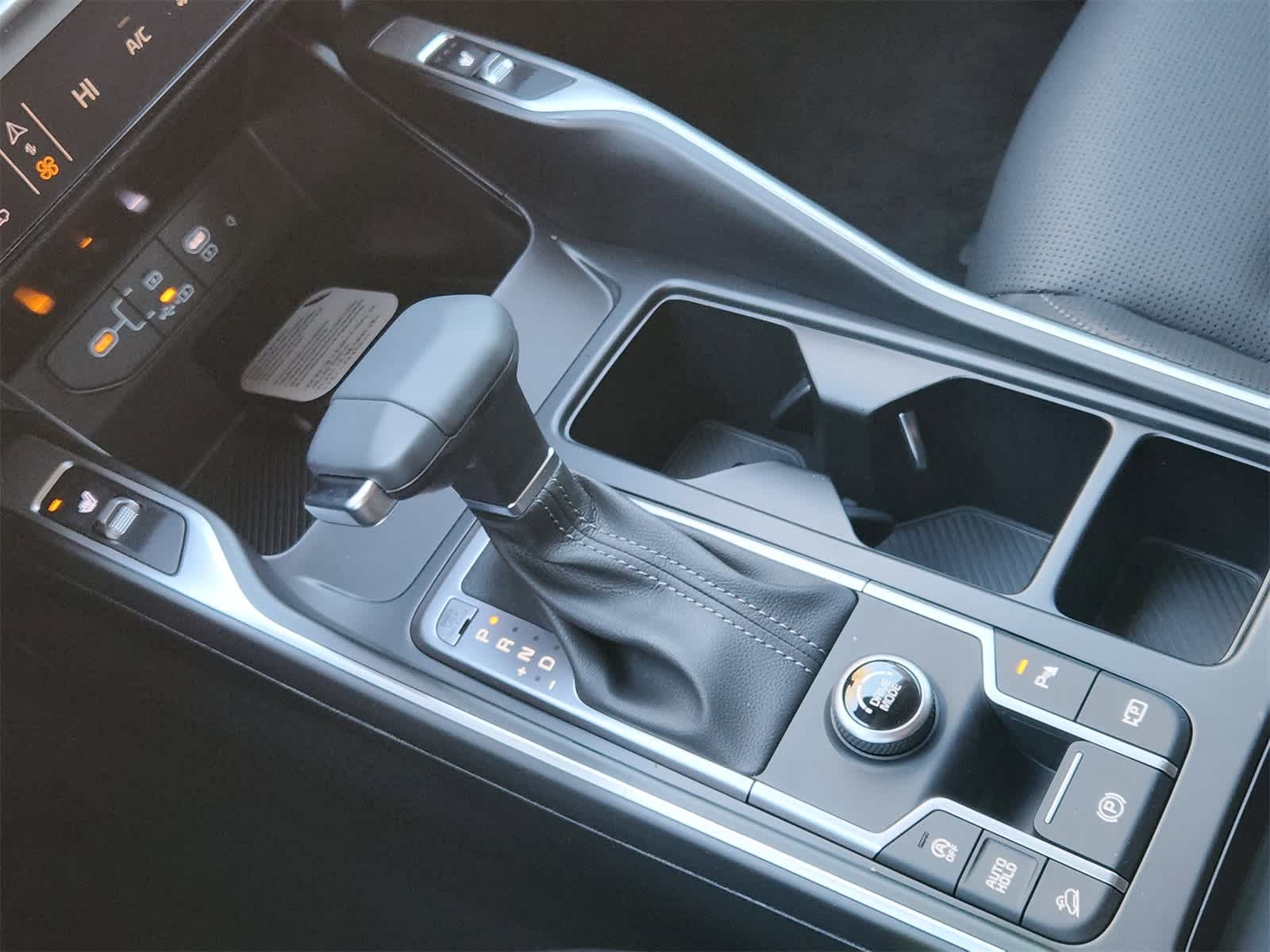 Thumbnail: 2026 Kia Sorento - 18