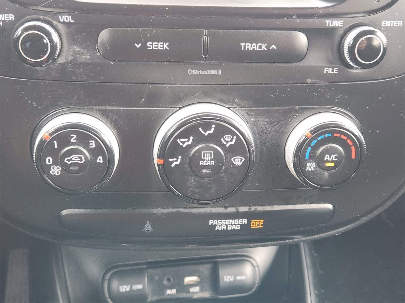 Thumbnail: 2019 Kia Soul - 19