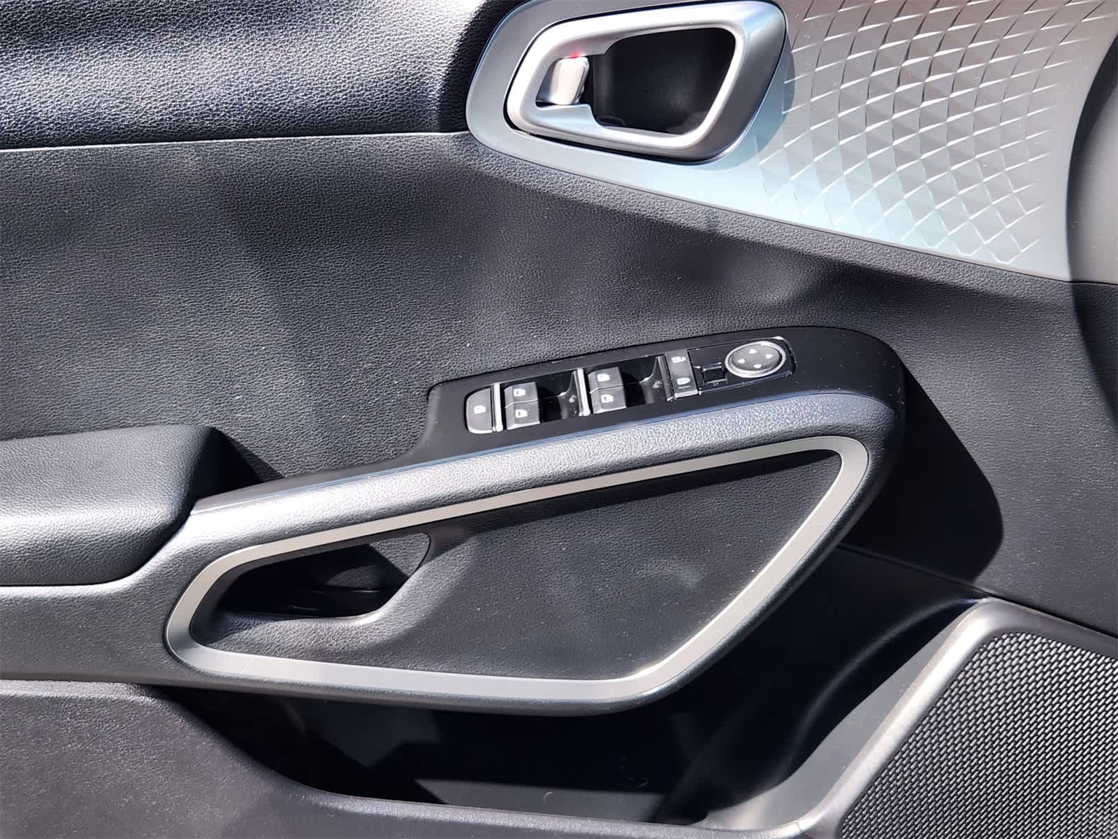 Thumbnail: 2020 Kia Soul - 18