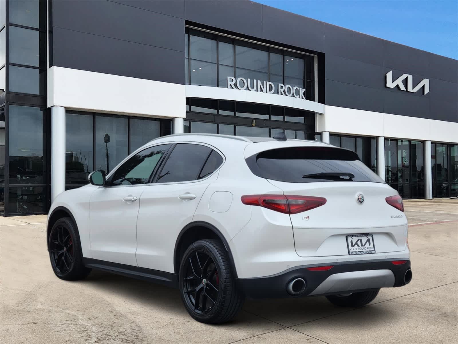 Thumbnail: 2019 Alfa Romeo Stelvio - 6
