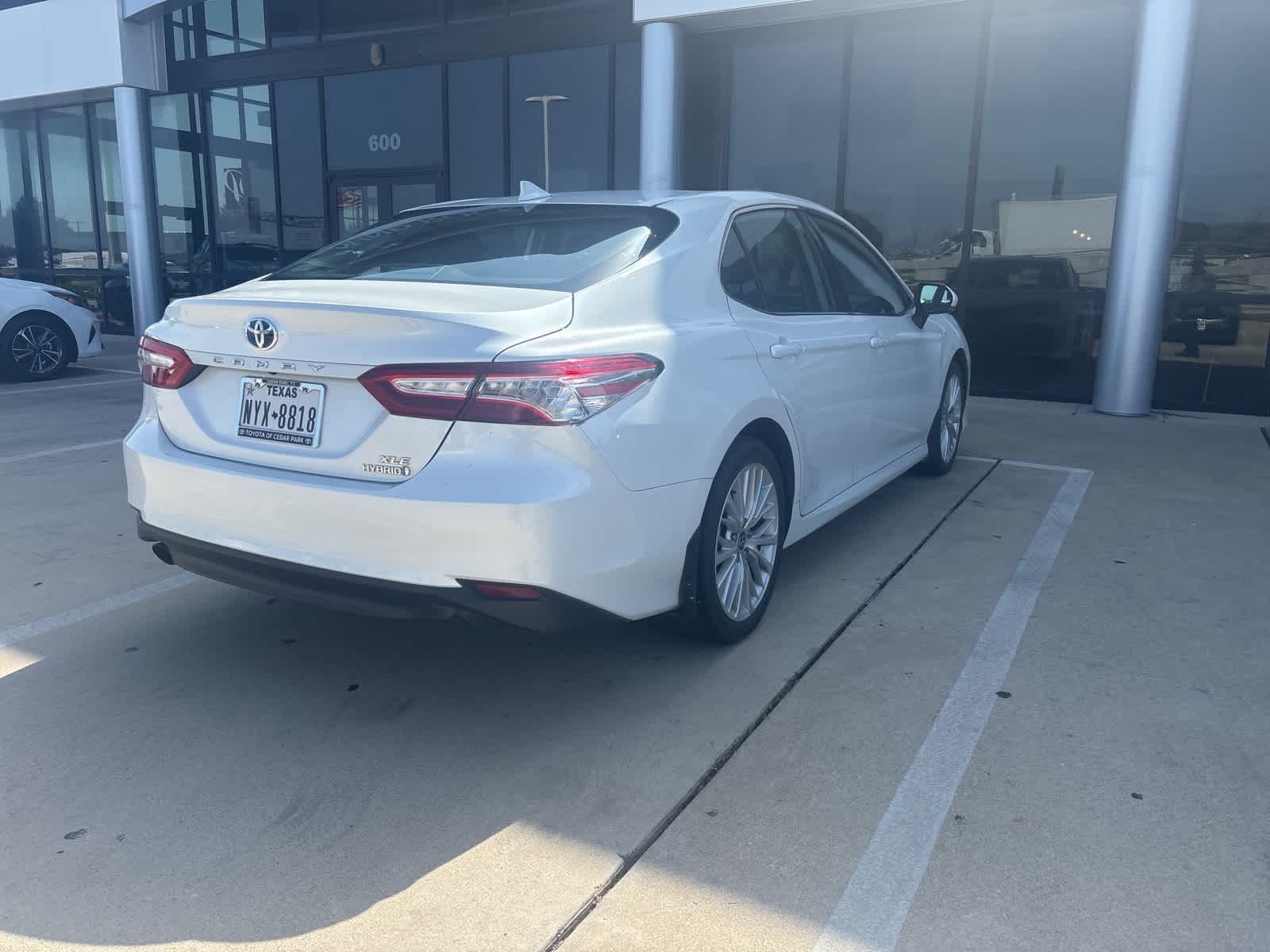 2020 Toyota Camry XLE 4