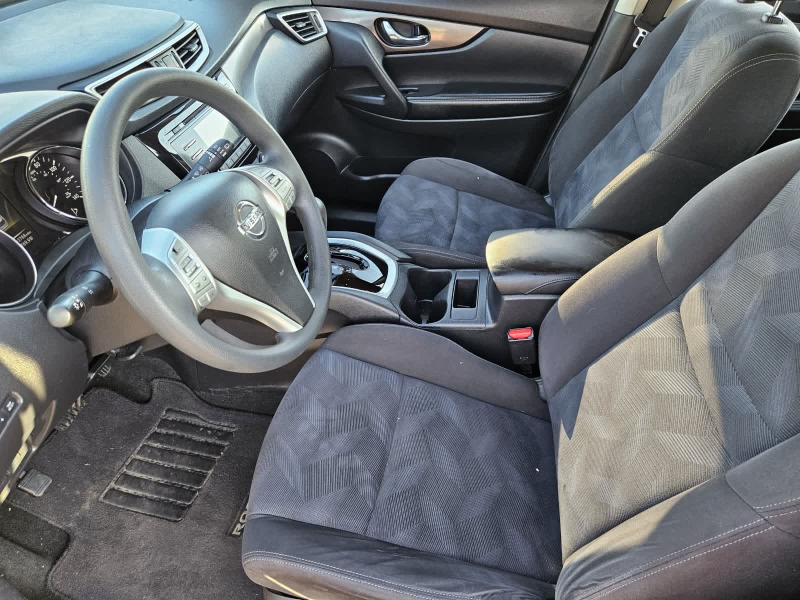 Used 2015 Nissan Rogue S with VIN KNMAT2MT4FP513876 for sale in Round Rock, TX
