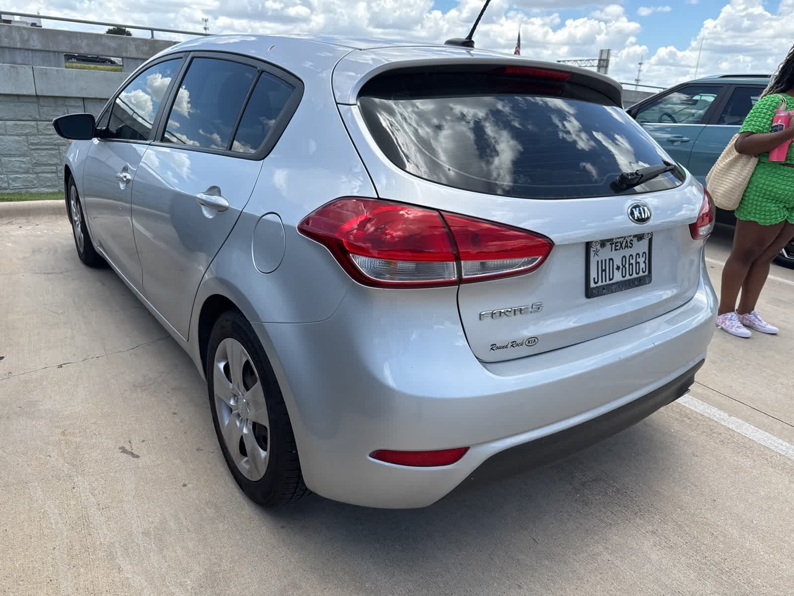 Thumbnail: 2016 Kia Forte - 4