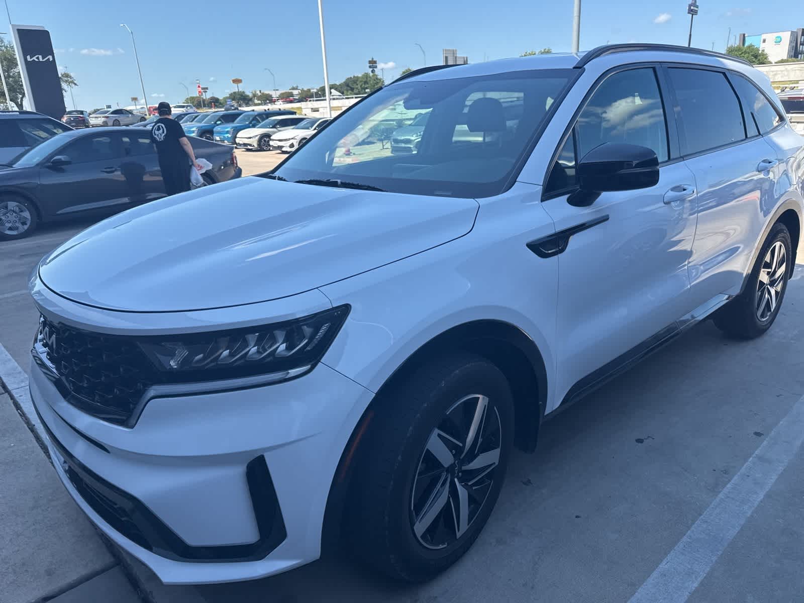Thumbnail: 2023 Kia Sorento - 1
