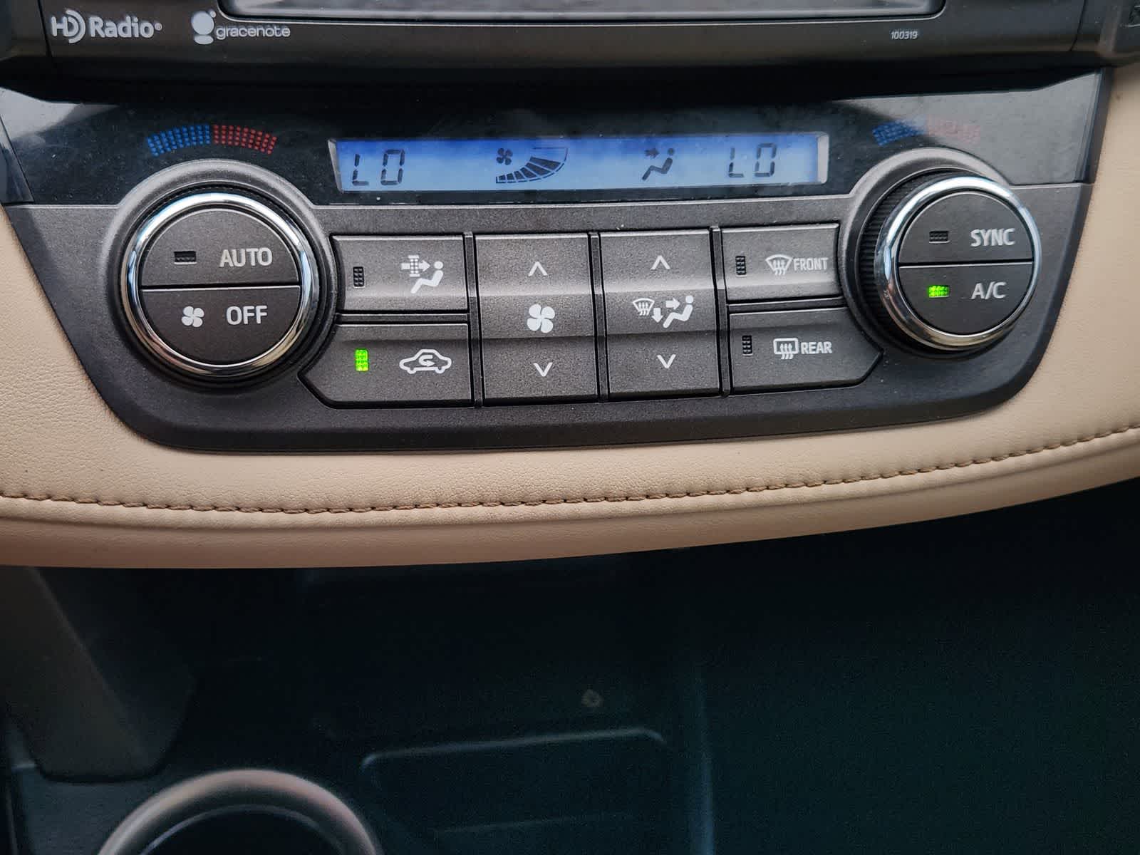 Thumbnail: 2015 Toyota RAV4 - 19