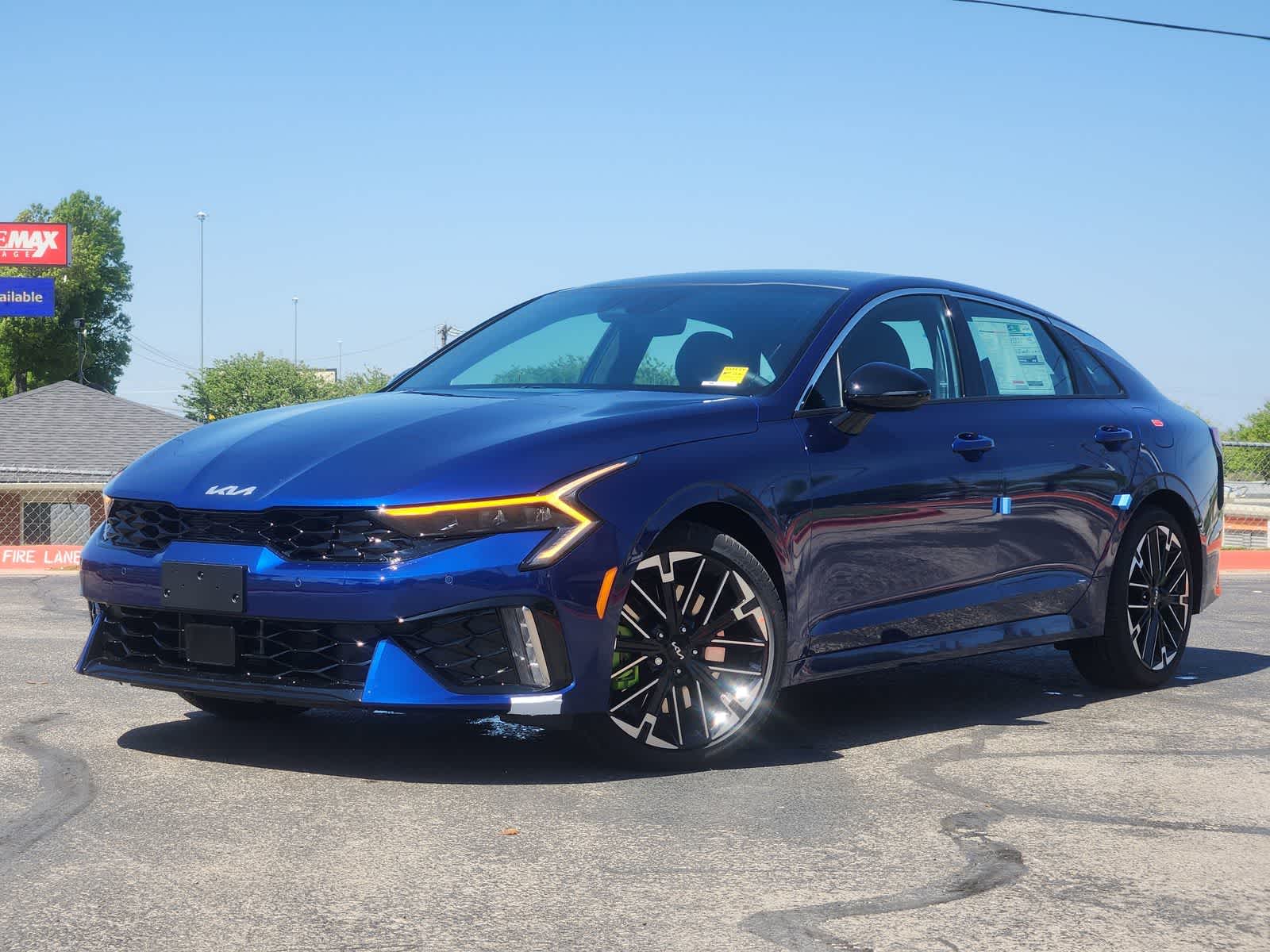 Thumbnail: 2026 Kia K5 - 1