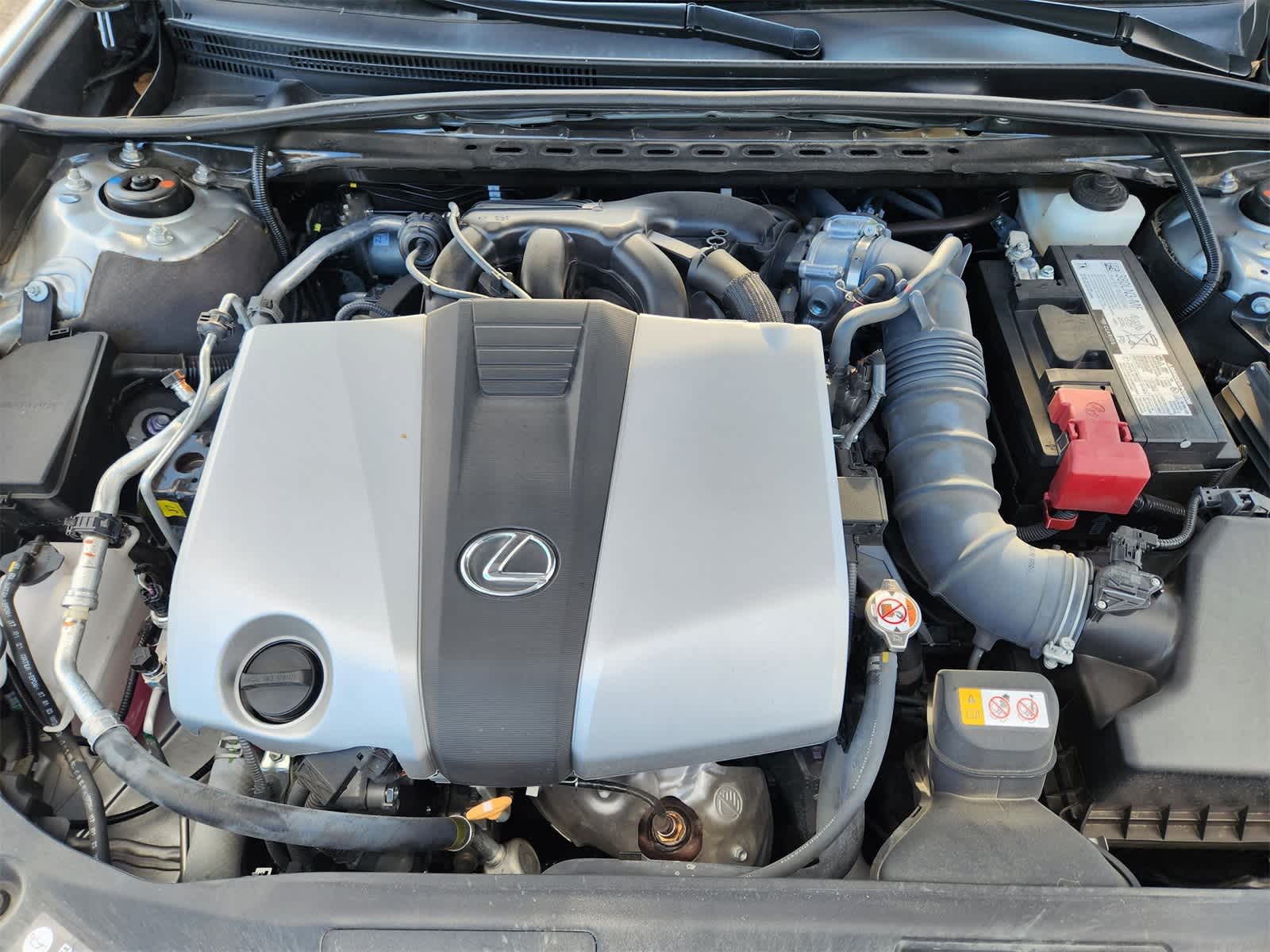 Thumbnail: 2024 Lexus ES - 29