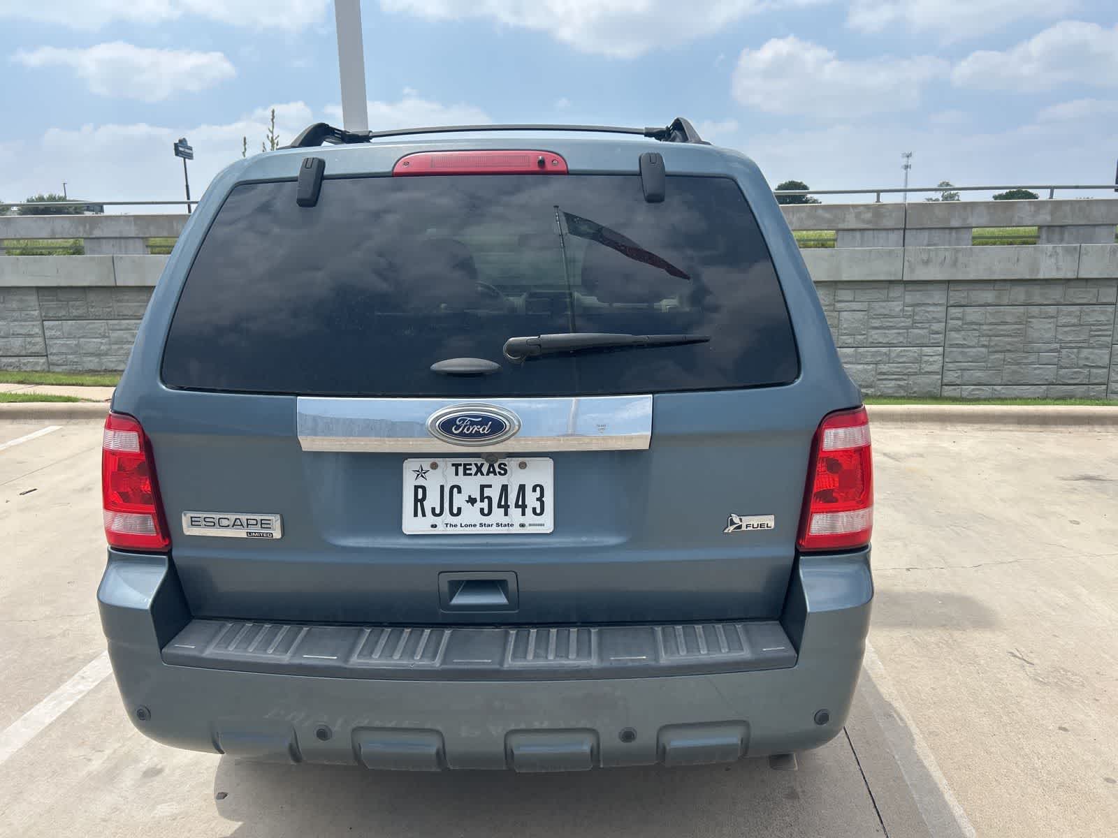 Thumbnail: 2011 Ford Escape - 16