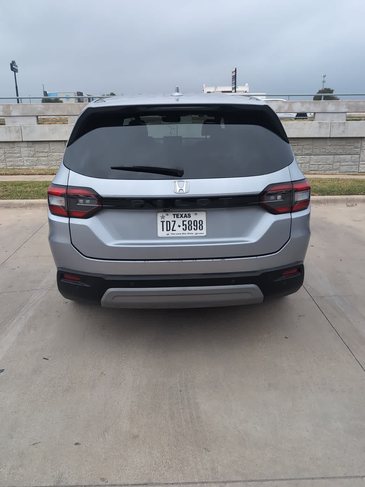 2023 Honda Pilot EX-L photo 3