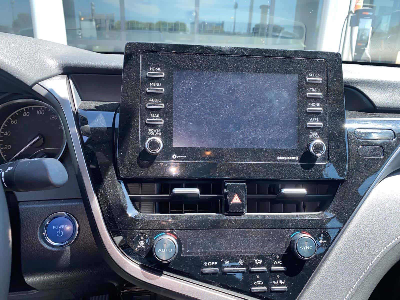 Thumbnail: 2022 Toyota Camry - 11