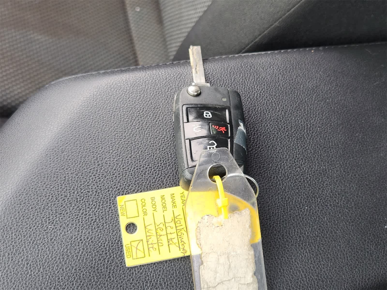 Thumbnail: 2019 Volkswagen Jetta - 30