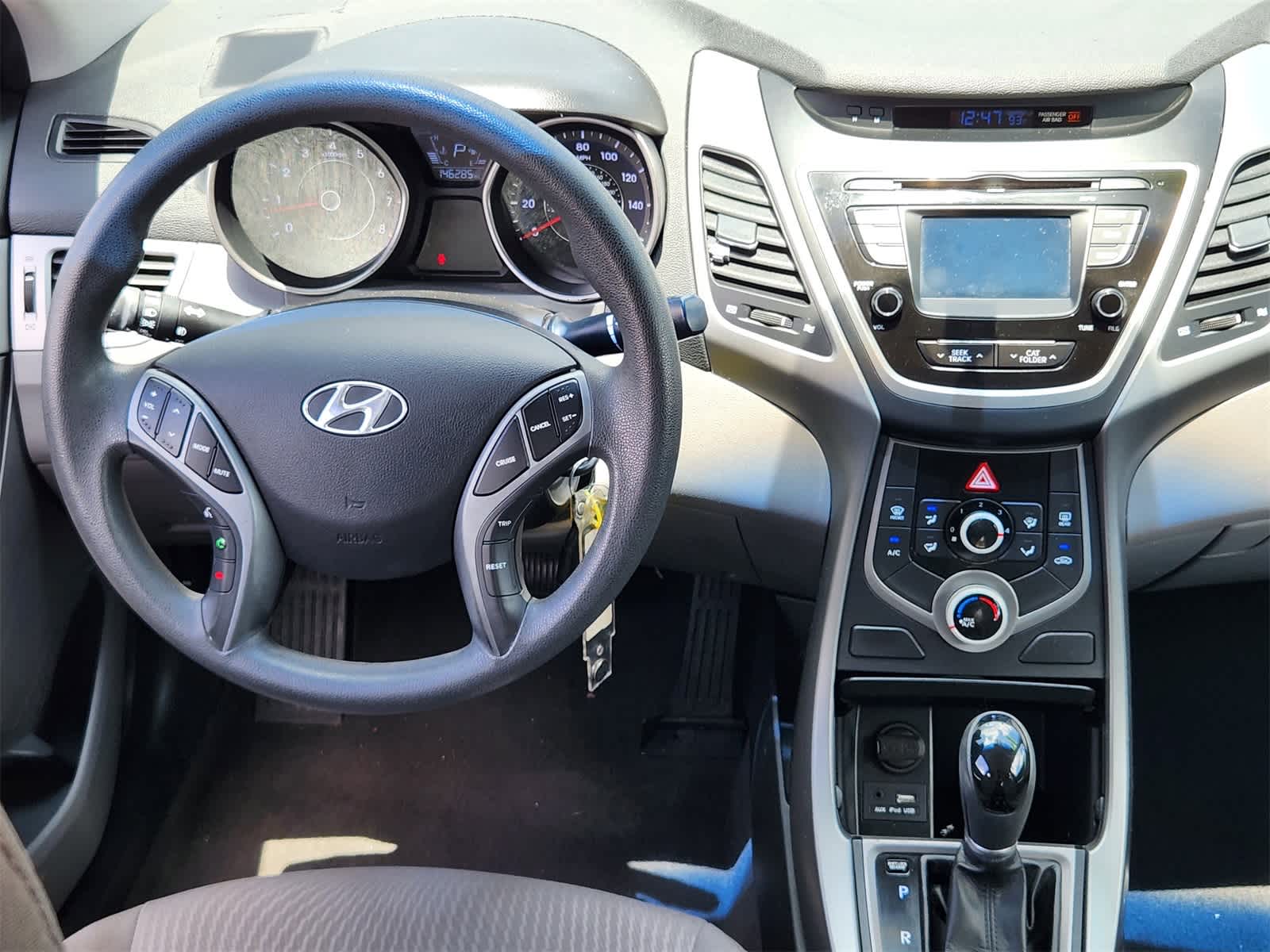 Thumbnail: 2016 Hyundai Elantra - 25
