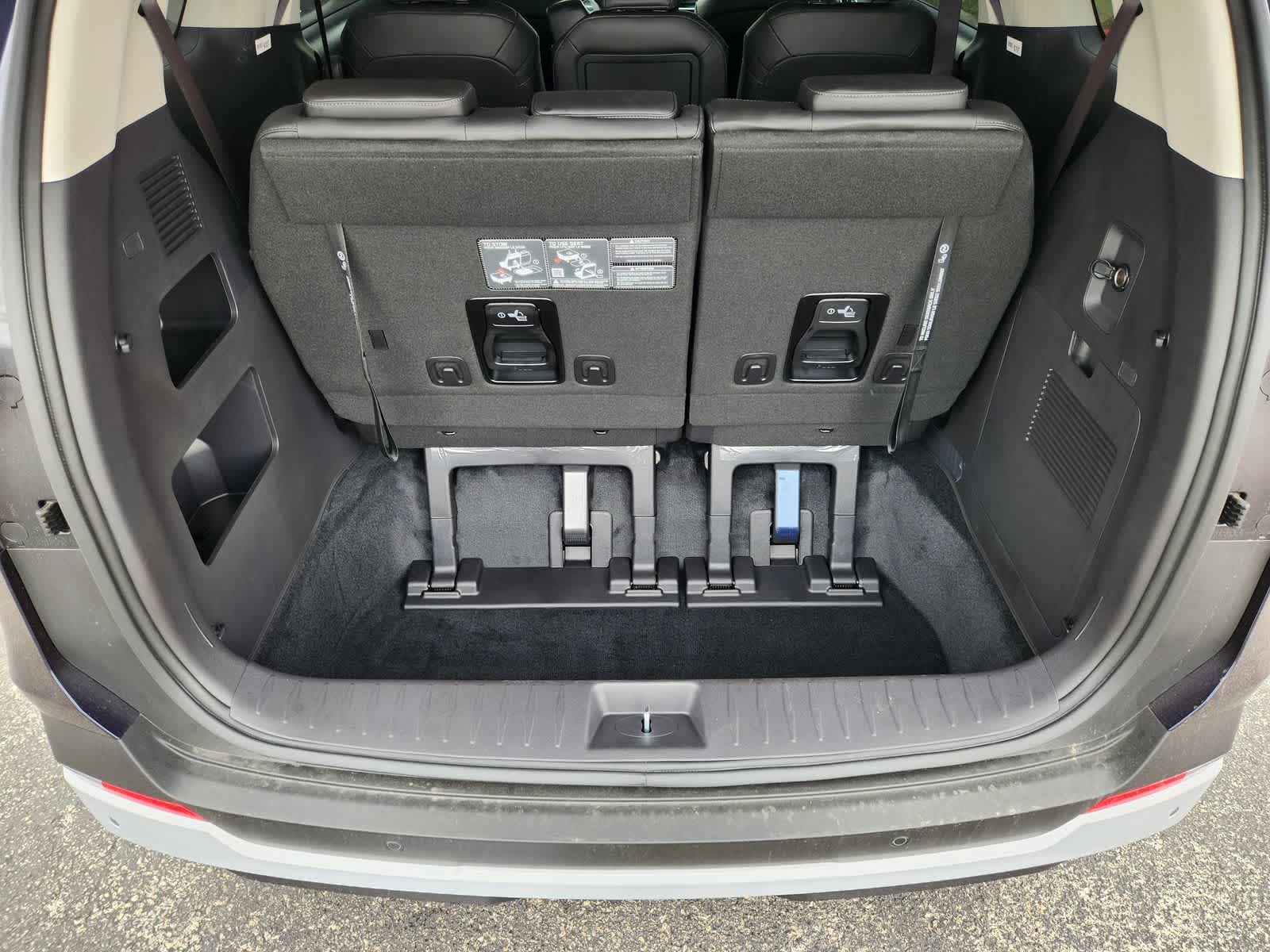 Thumbnail: 2026 Kia Carnival - 23