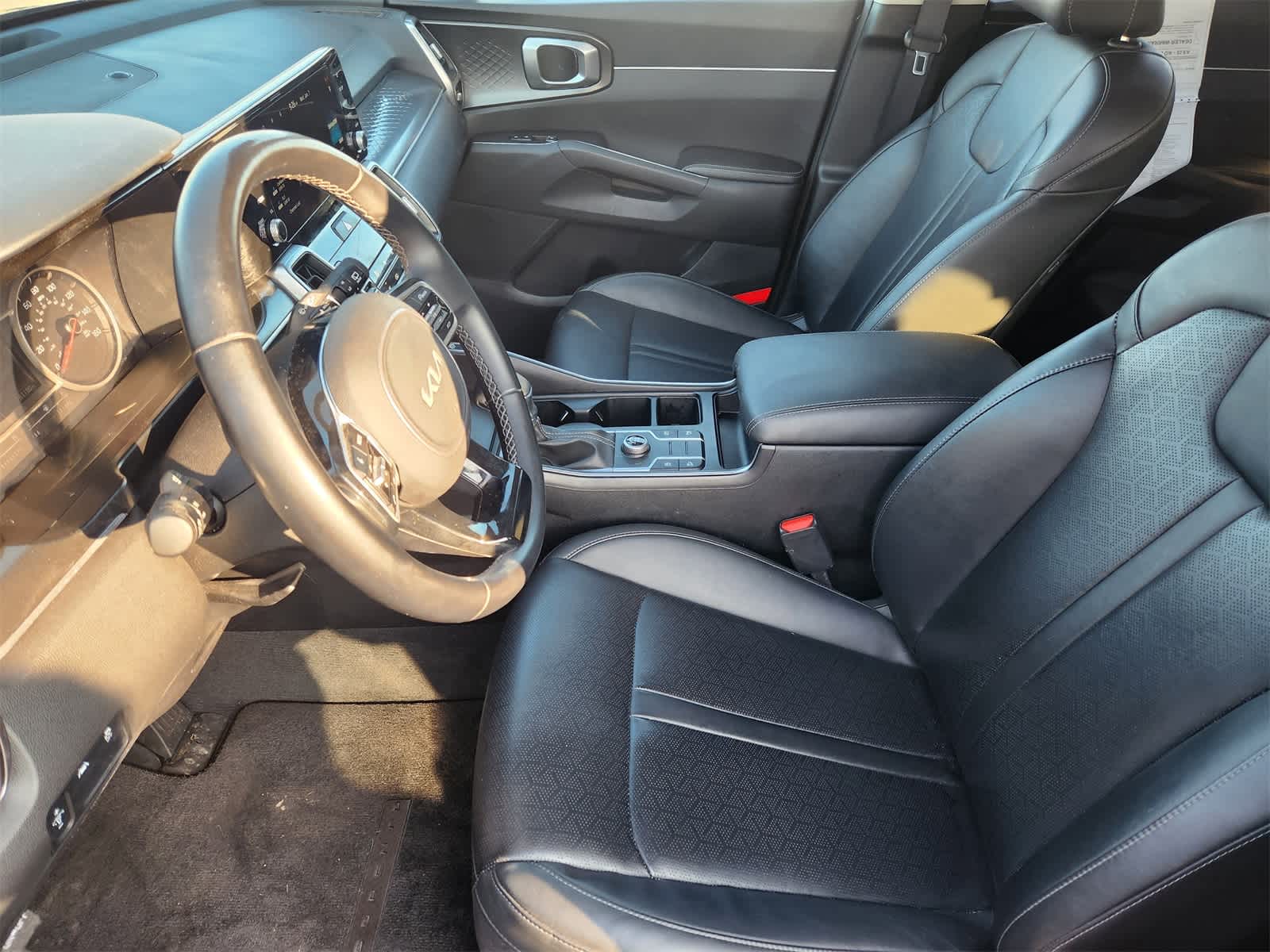 Thumbnail: 2022 Kia Sorento - 12