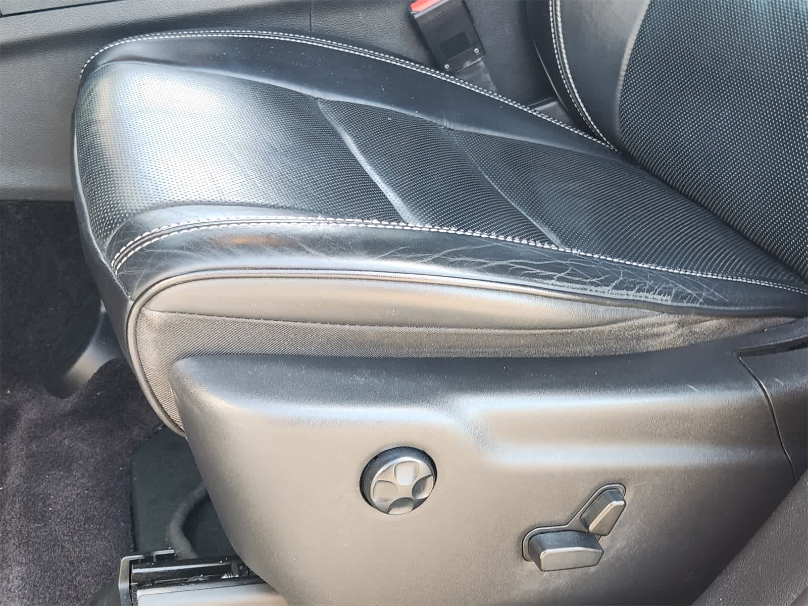 Thumbnail: 2017 Jeep Grand Cherokee - 23