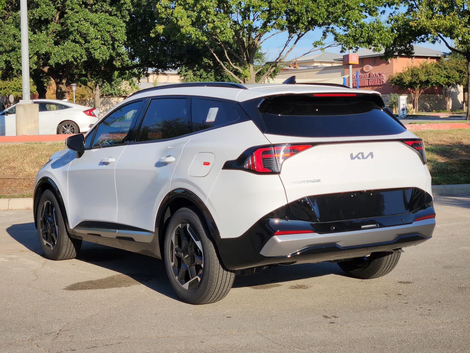 Thumbnail: 2026 Kia Sportage - 6
