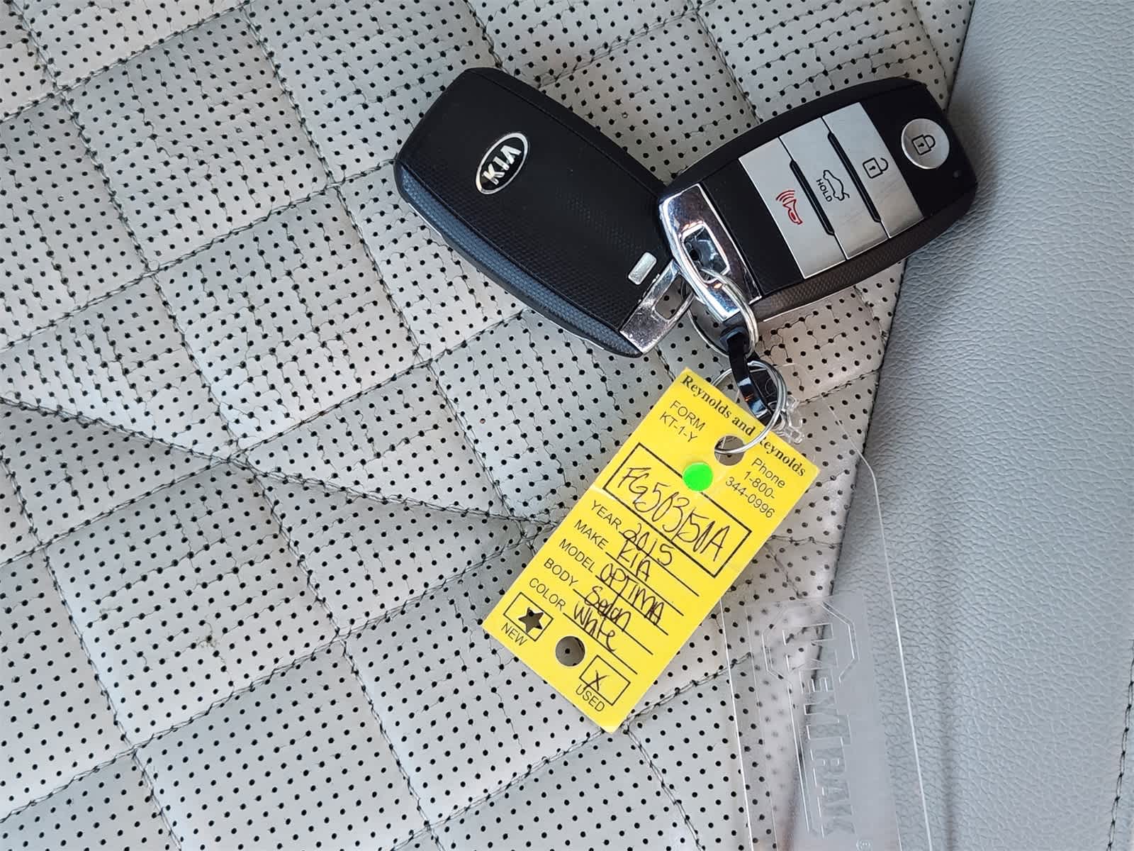 Thumbnail: 2015 Kia Optima - 31