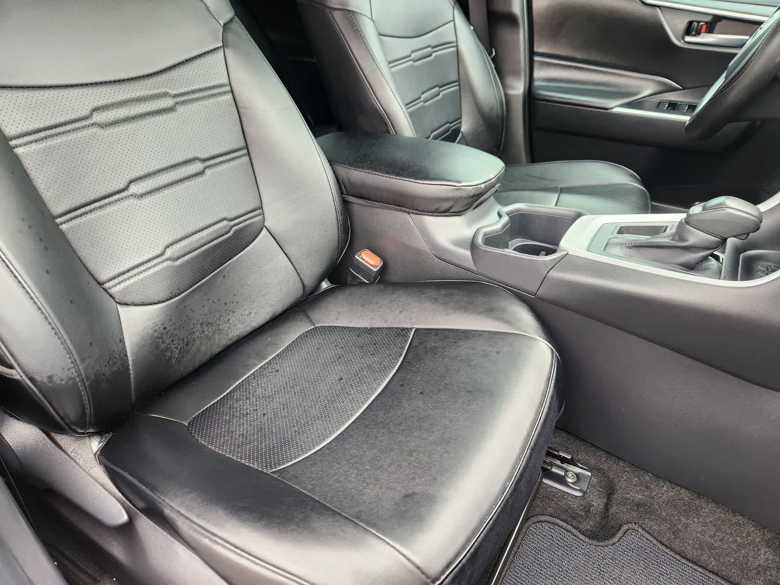 Thumbnail: 2025 Toyota RAV4 - 14