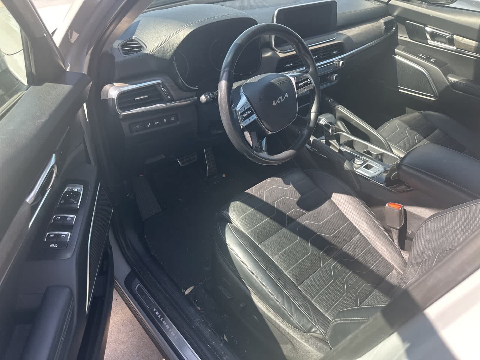 Thumbnail: 2022 Kia Telluride - 8