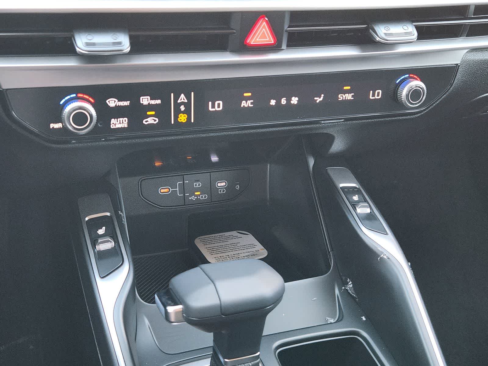 Thumbnail: 2026 Kia Sorento - 17