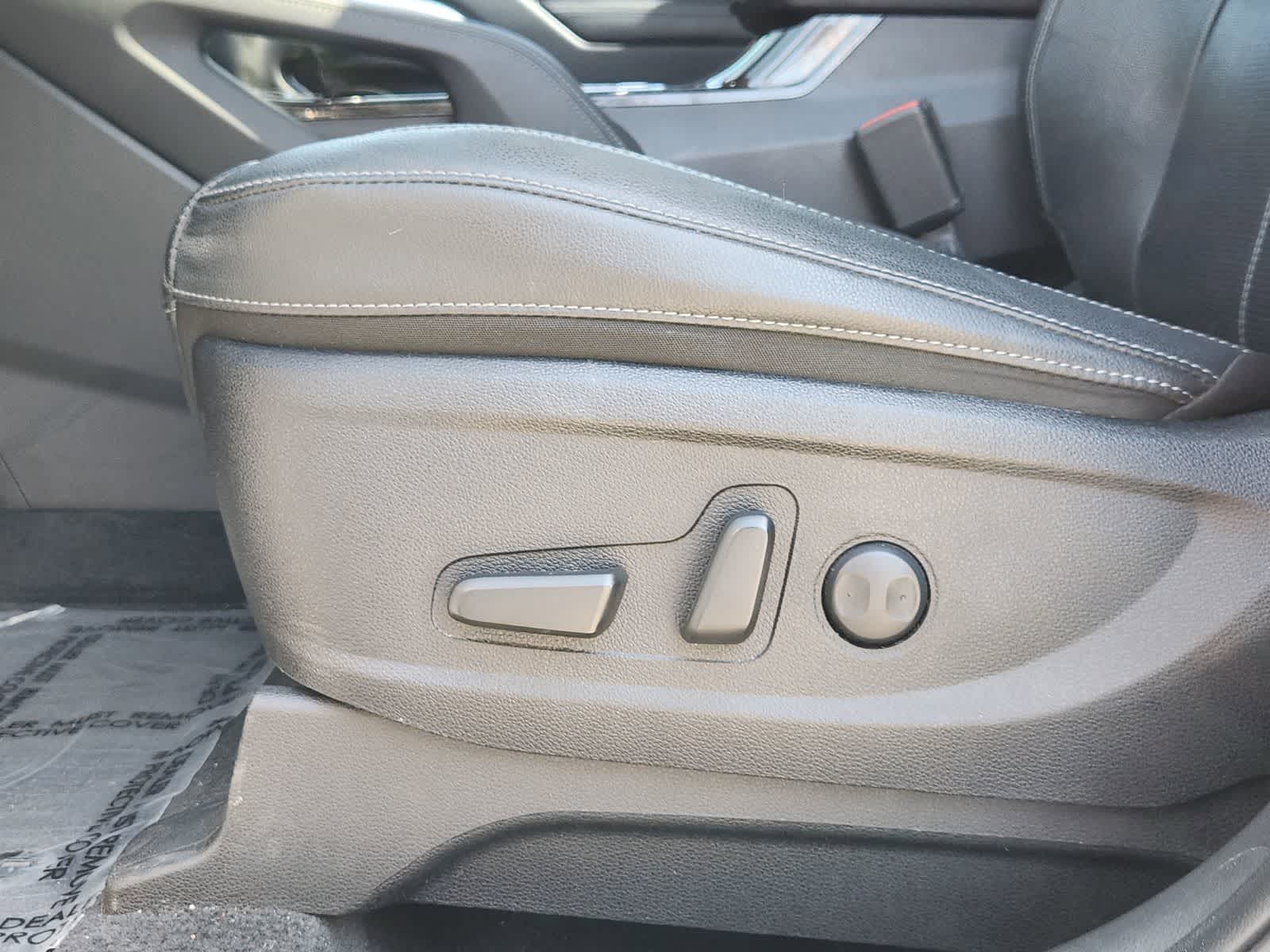 Thumbnail: 2022 Kia Telluride - 23