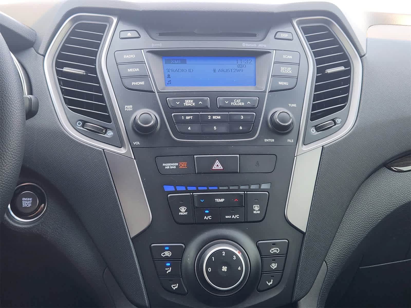 Thumbnail: 2013 Hyundai Santa Fe - 17
