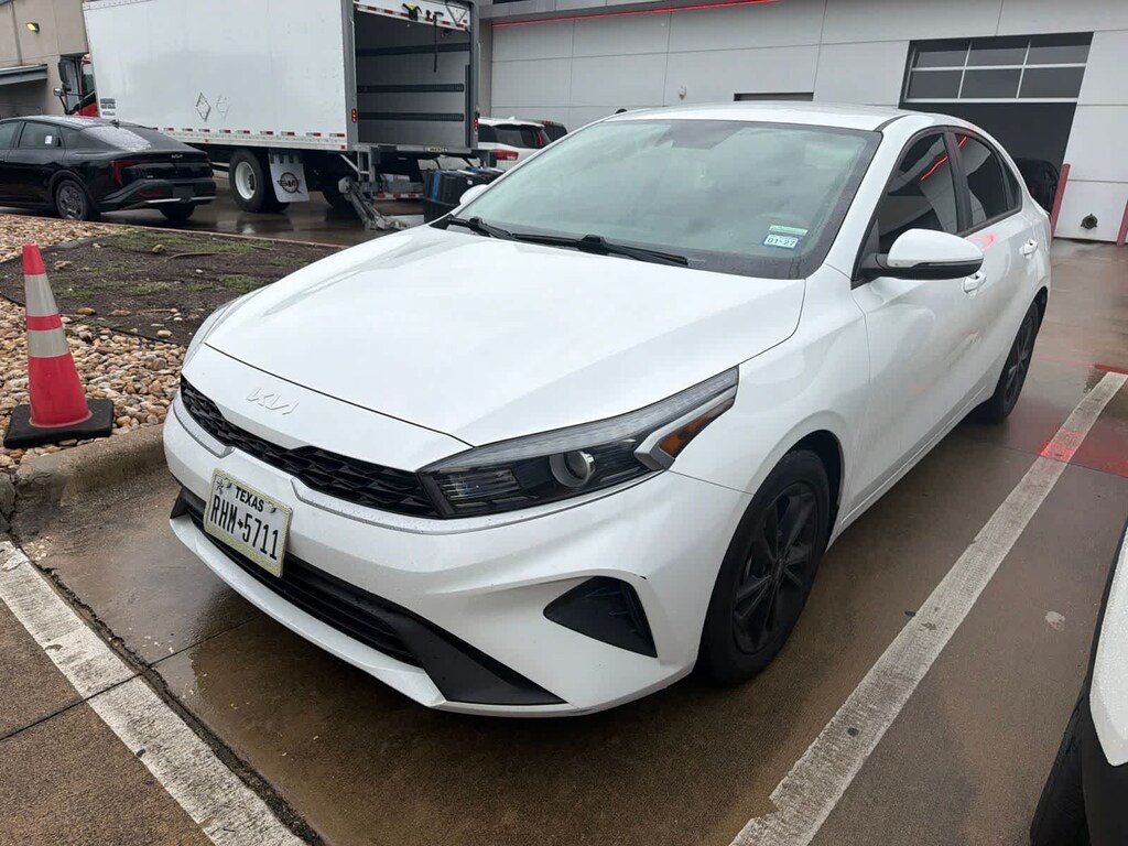 Certified 2022 Kia Forte LXS Sedan