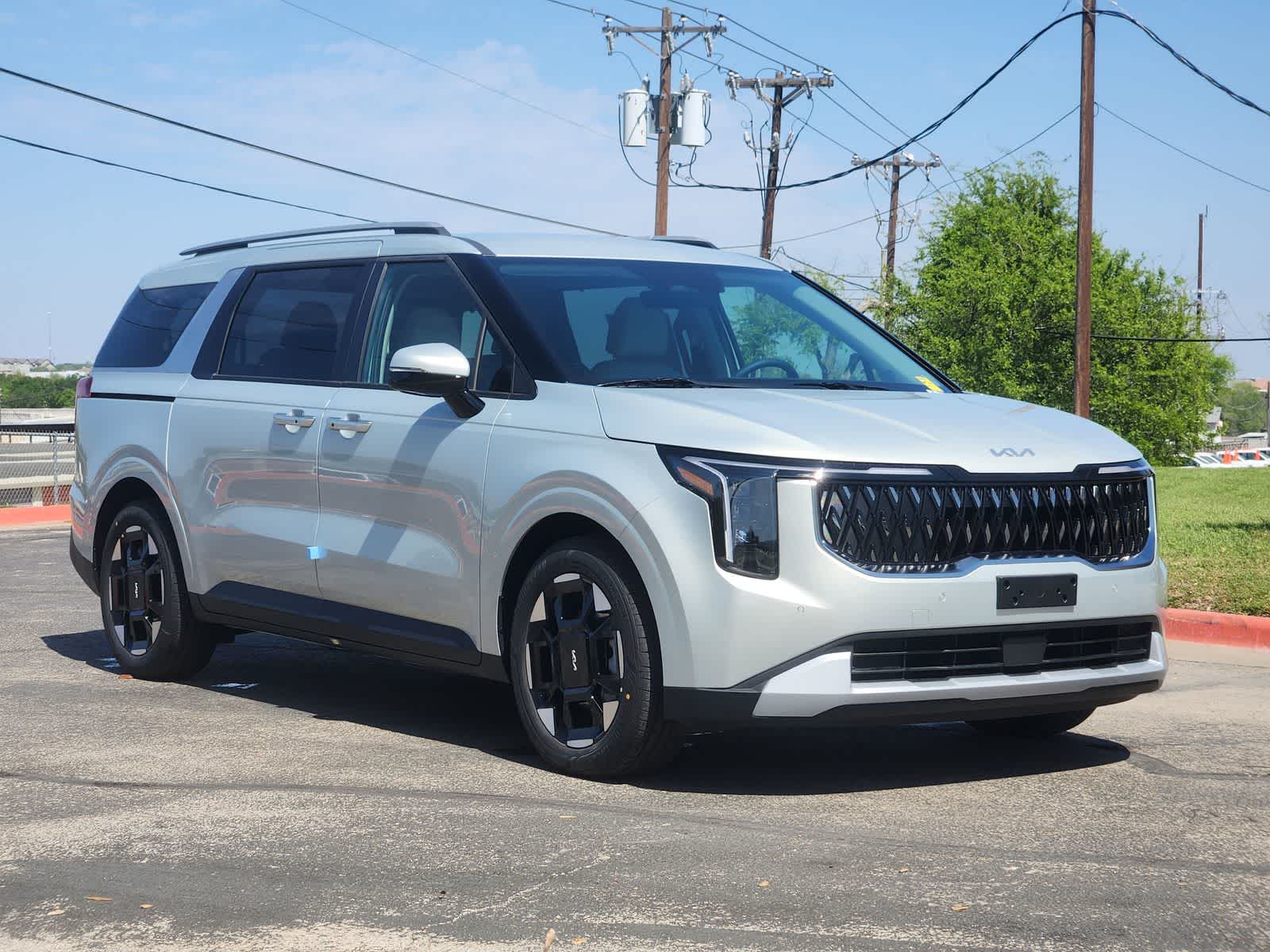 Thumbnail: 2026 Kia Carnival - 3