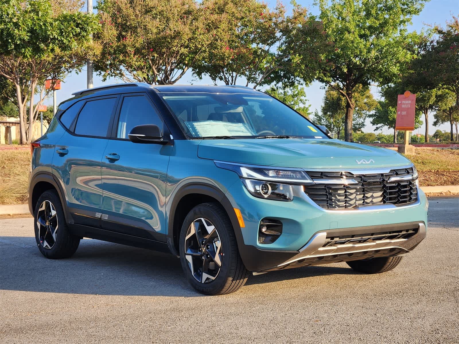 Thumbnail: 2026 Kia Seltos - 3