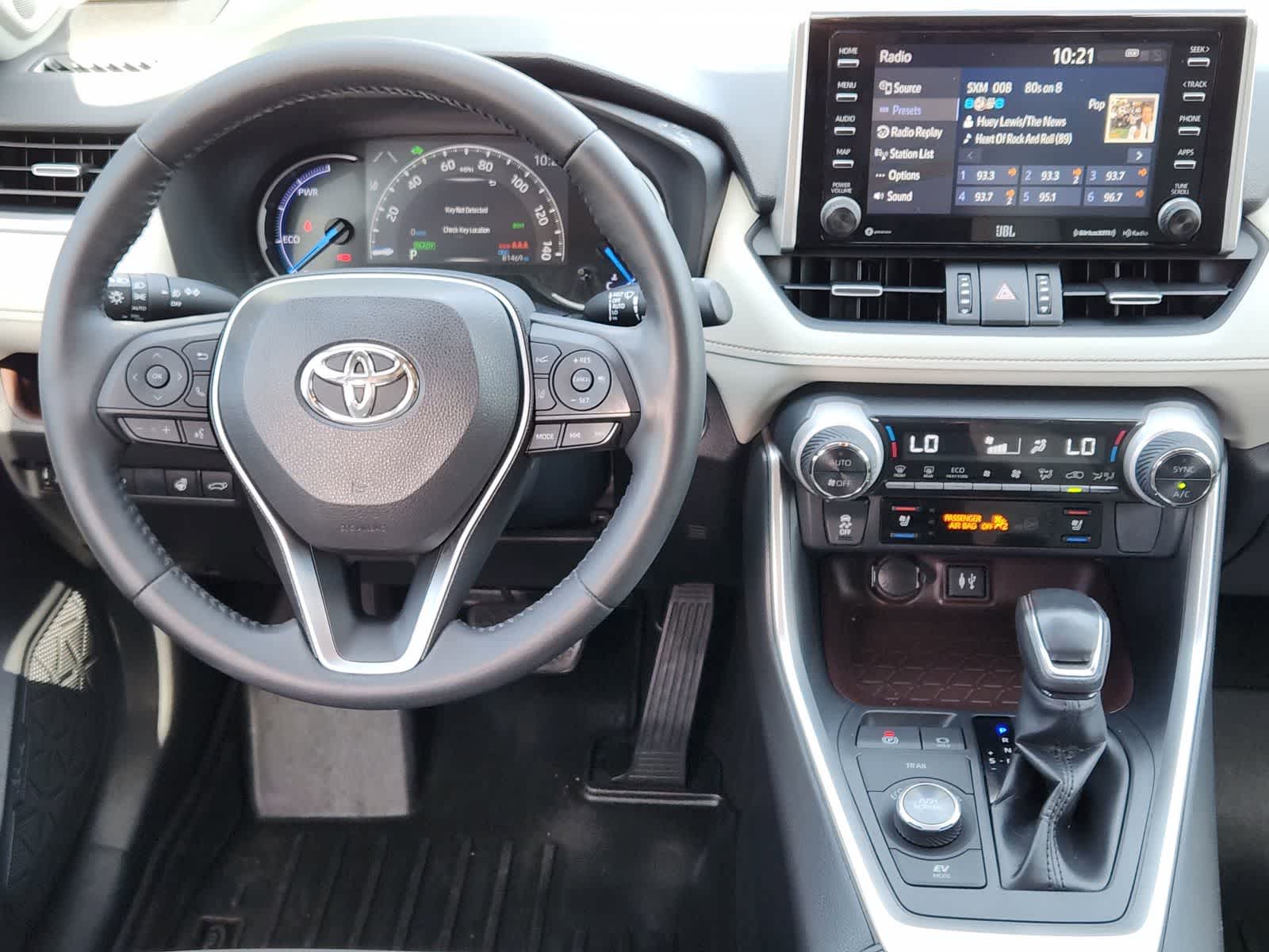 Thumbnail: 2019 Toyota RAV4 - 25