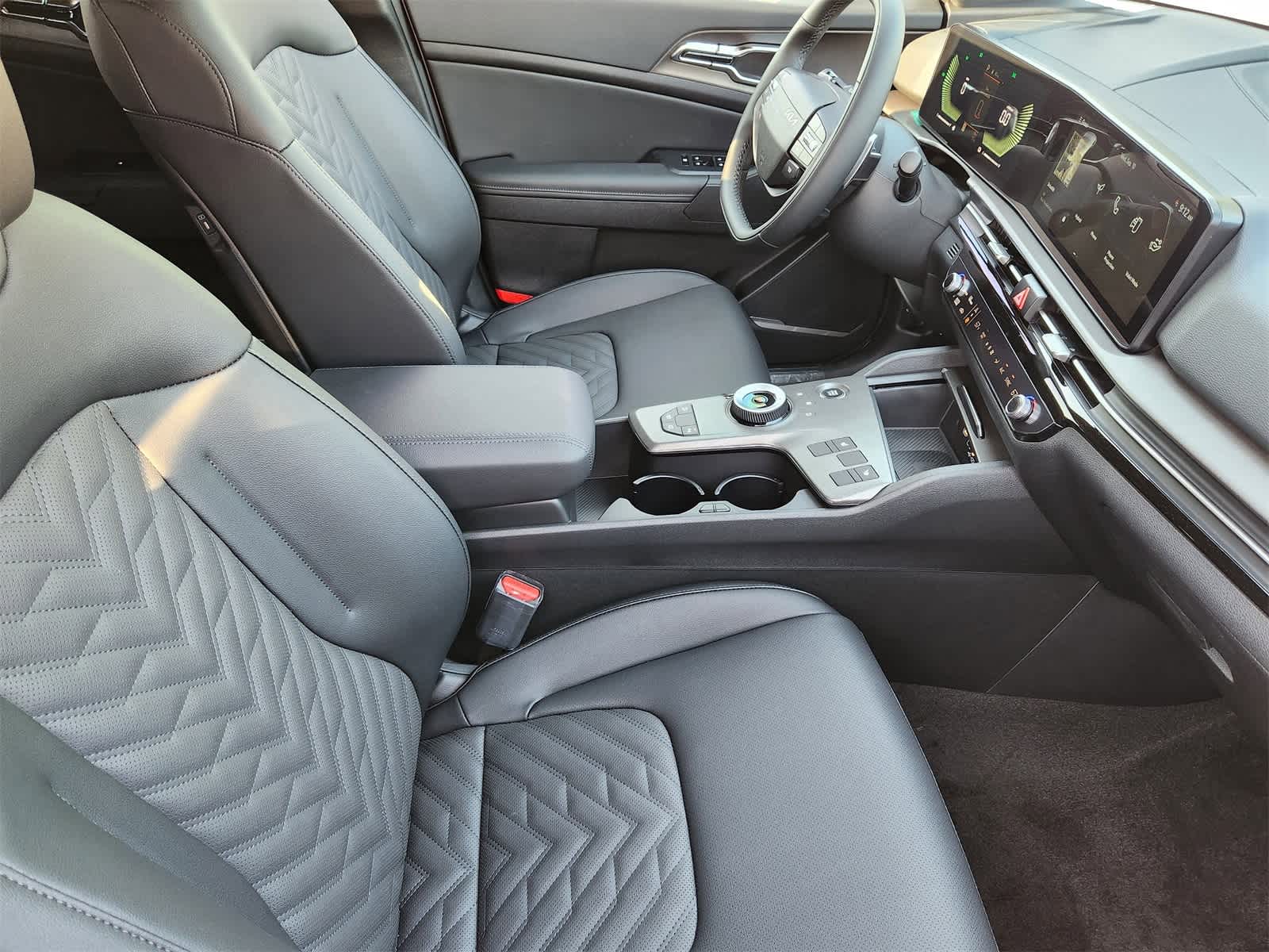 Thumbnail: 2026 Kia Sportage - 13