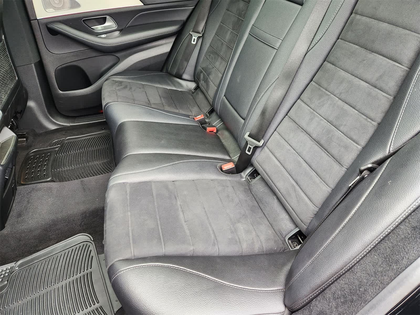 Thumbnail: 2020 Mercedes-Benz GLE - 28