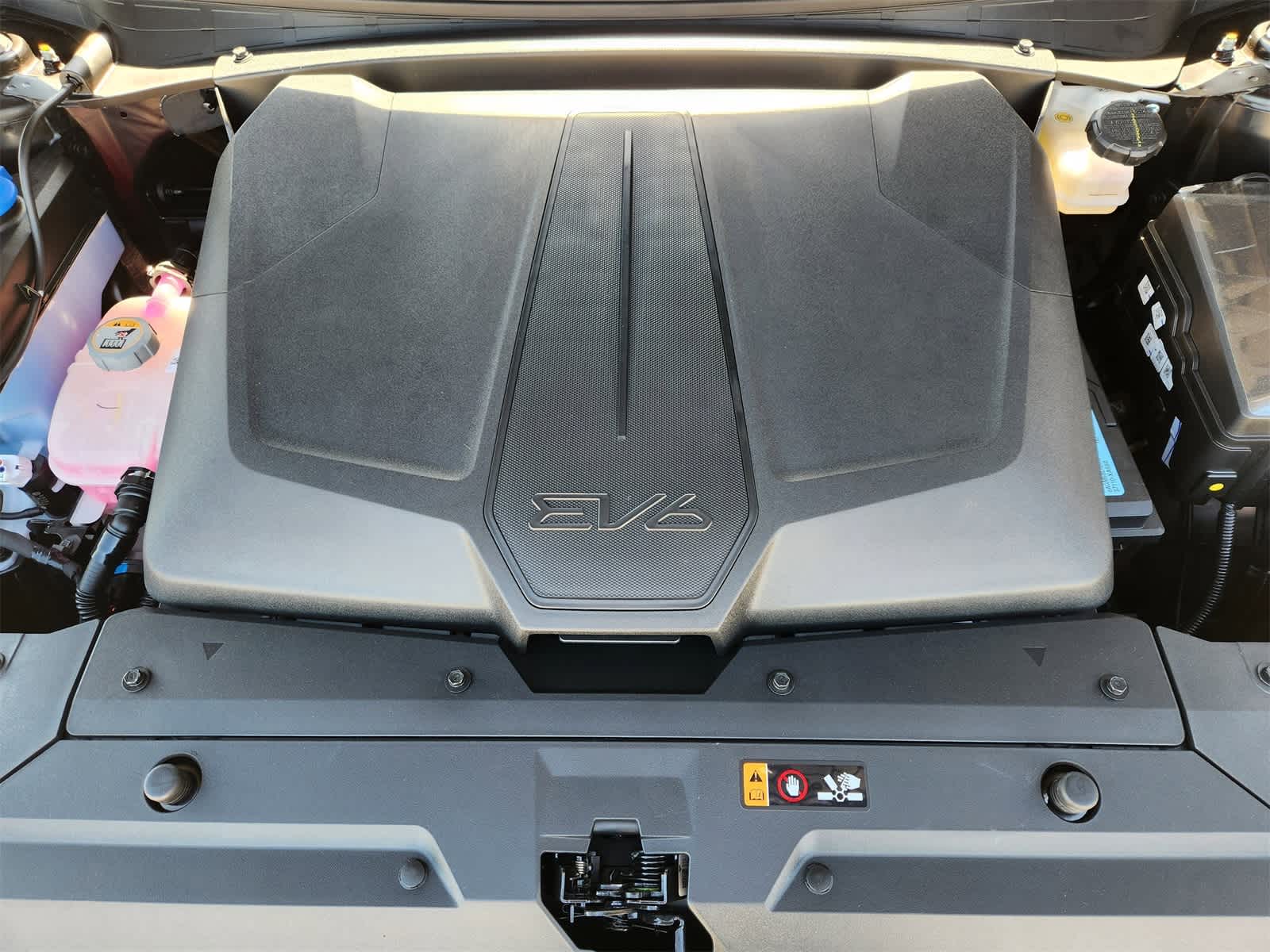 Thumbnail: 2025 Kia EV6 - 8