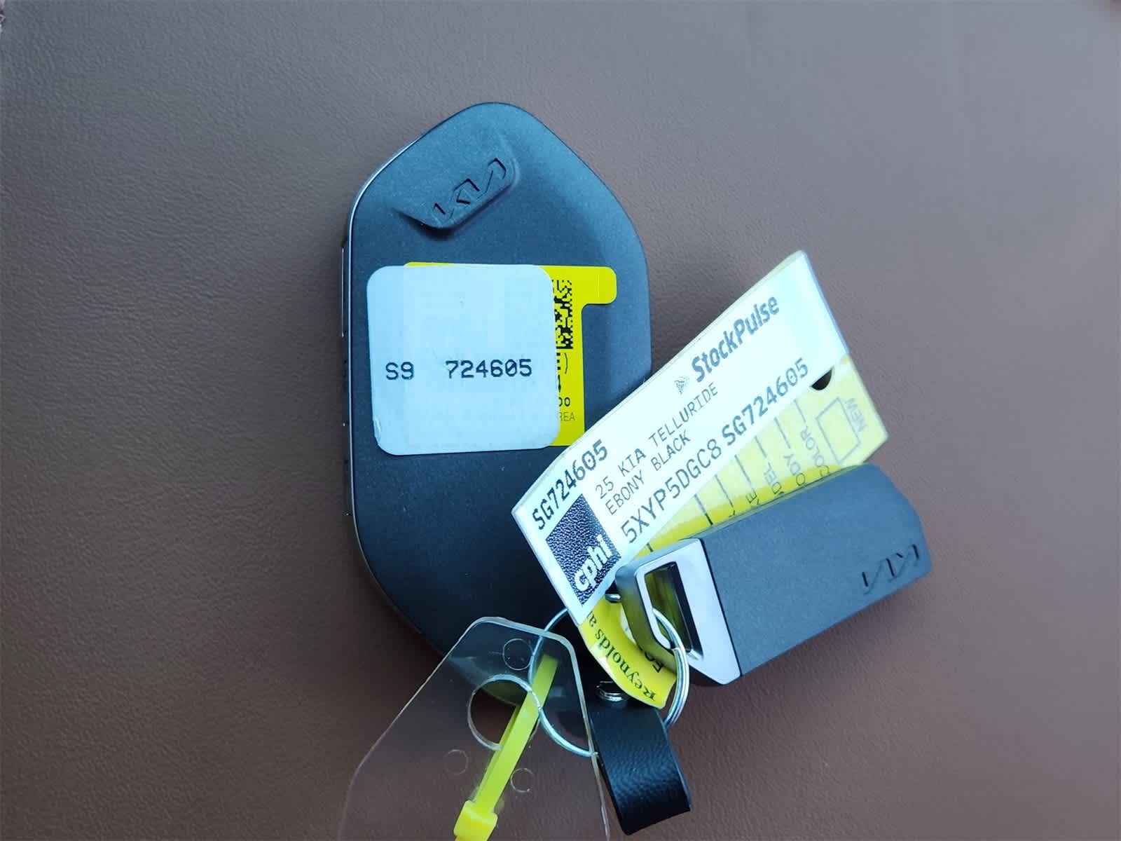 Thumbnail: 2025 Kia Telluride - 25