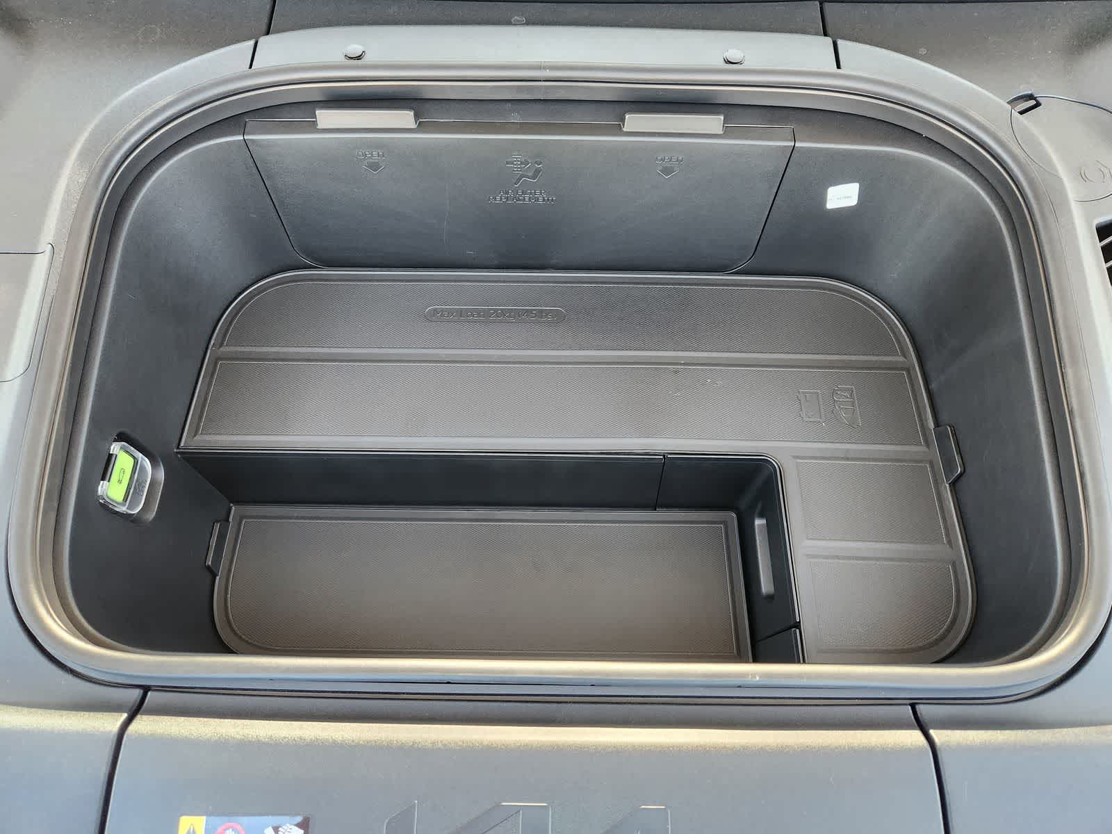 Thumbnail: 2026 Kia EV9 - 25