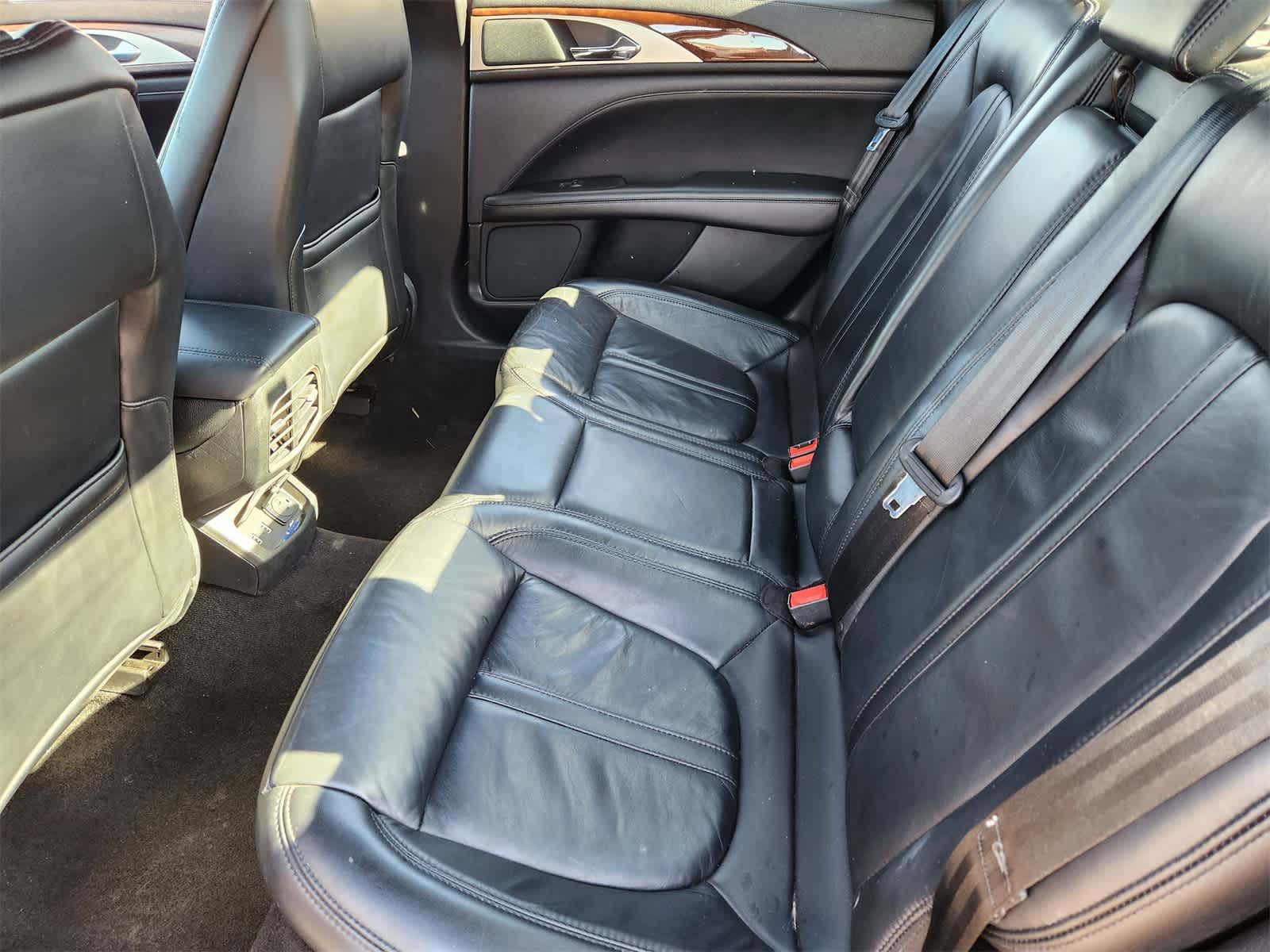 Thumbnail: 2019 Lincoln MKZ - 24