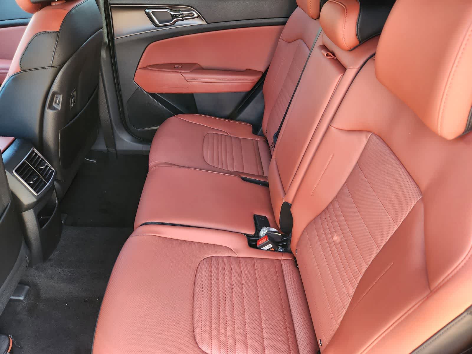 Thumbnail: 2026 Kia Sportage - 23