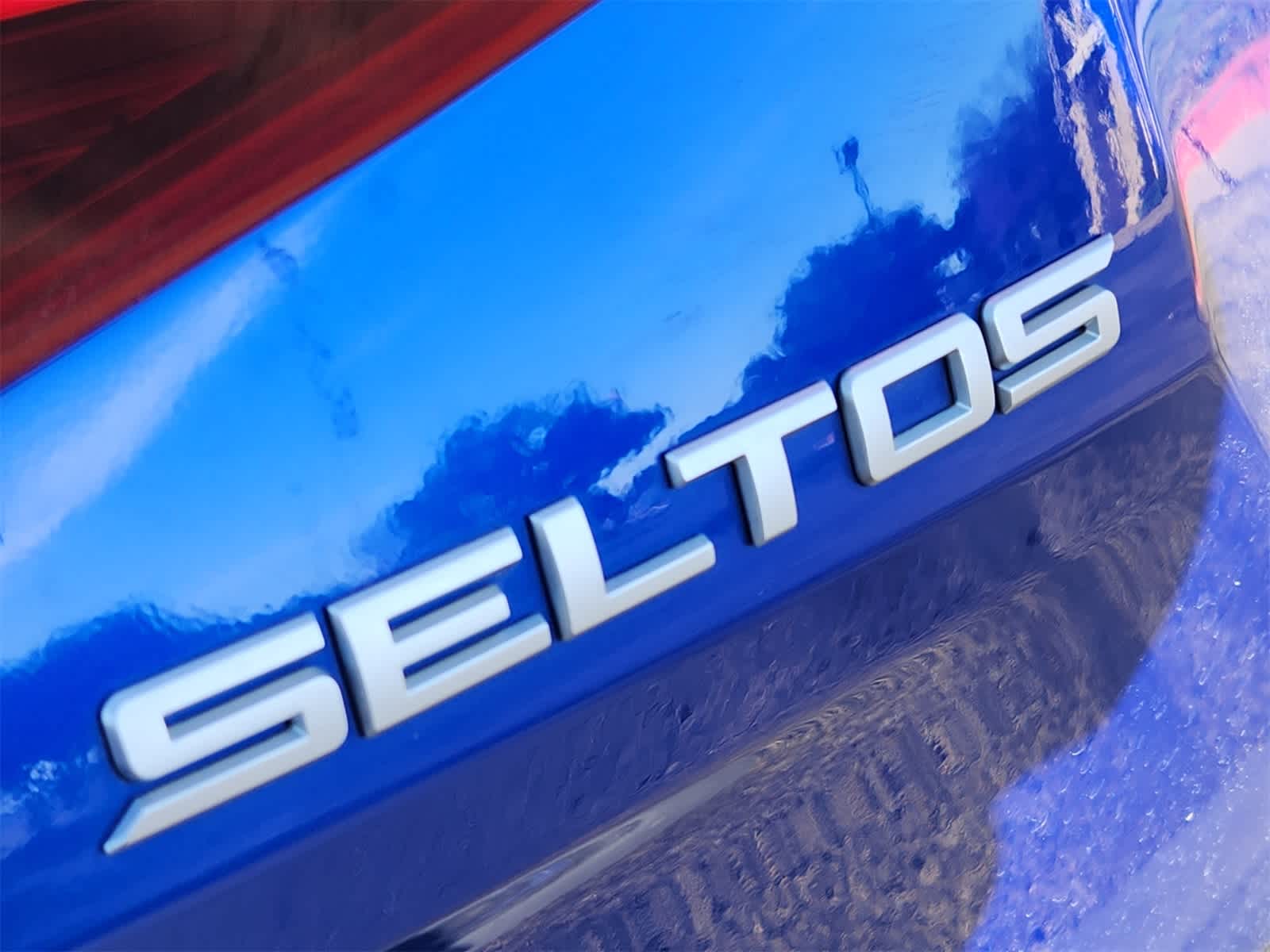 Thumbnail: 2023 Kia Seltos - 11