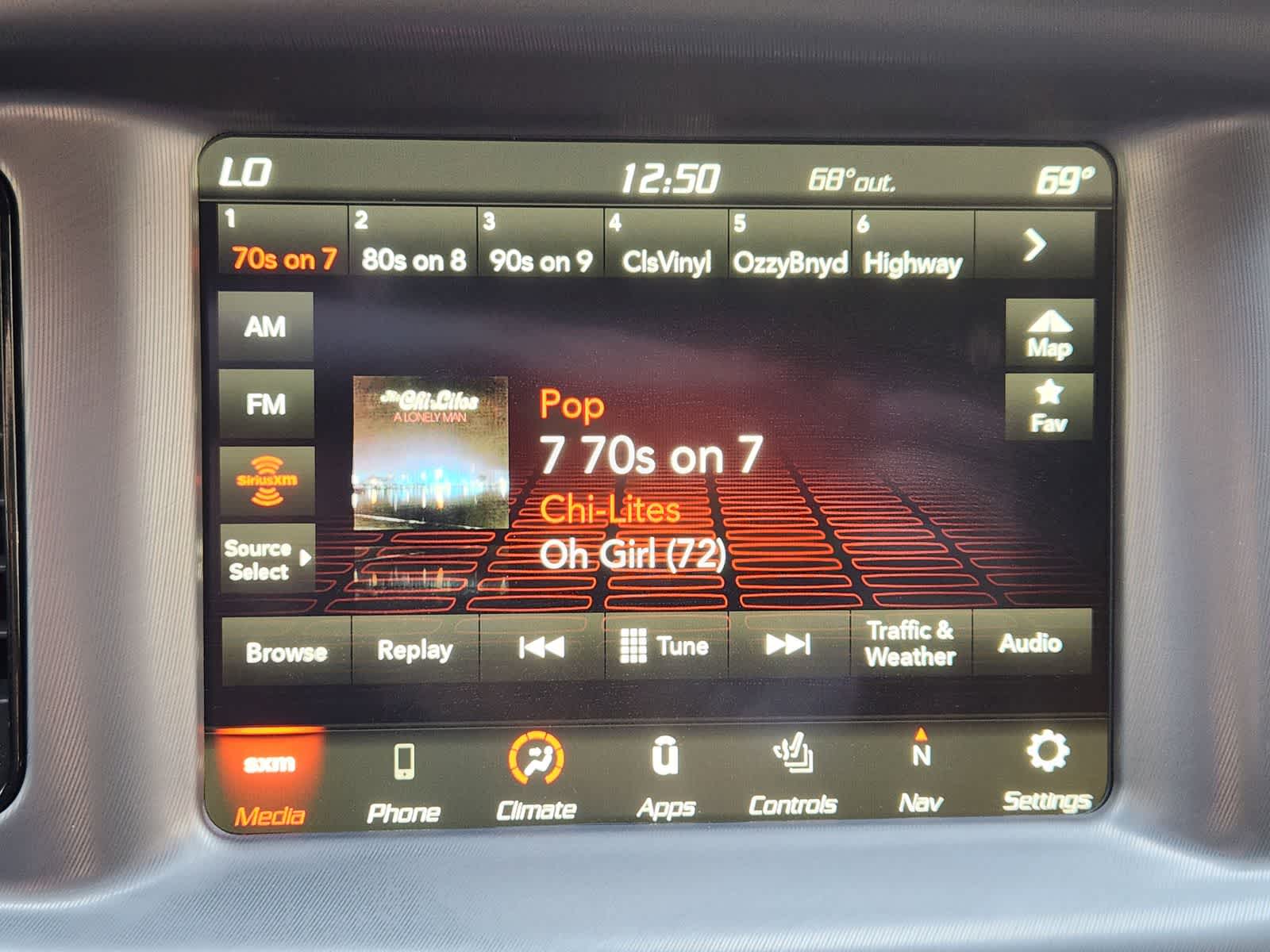 Thumbnail: 2023 Dodge Charger - 16