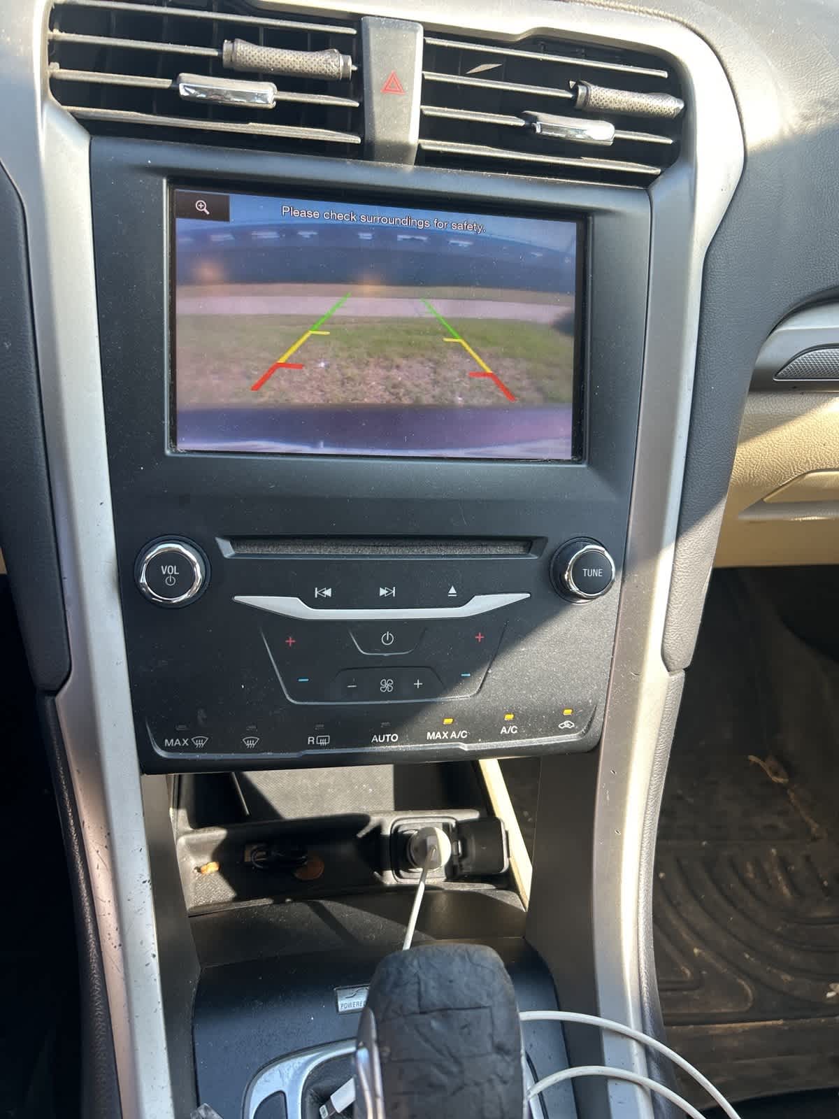 Thumbnail: 2013 Ford Fusion - 10