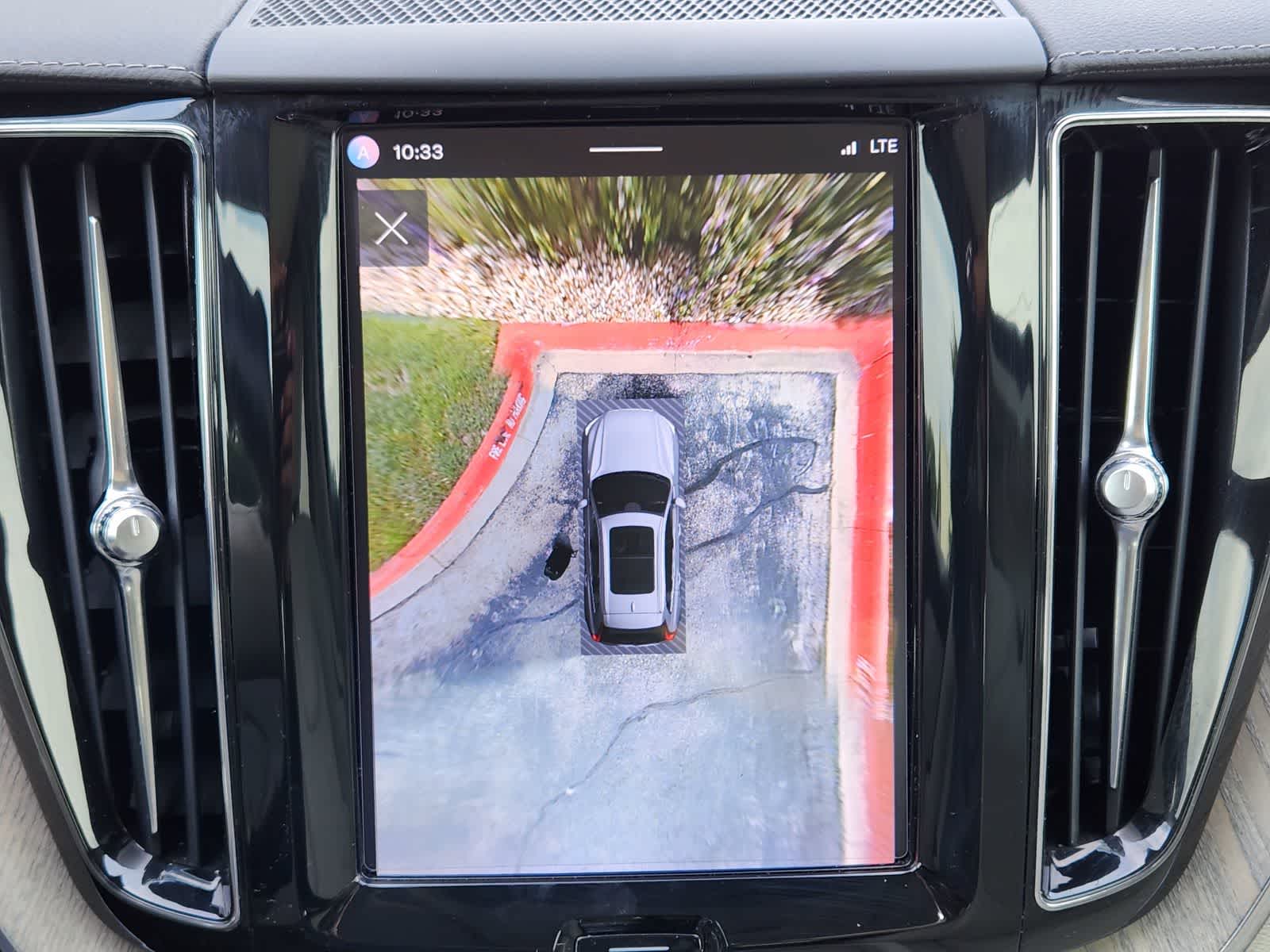 Thumbnail: 2023 Volvo XC60 - 15