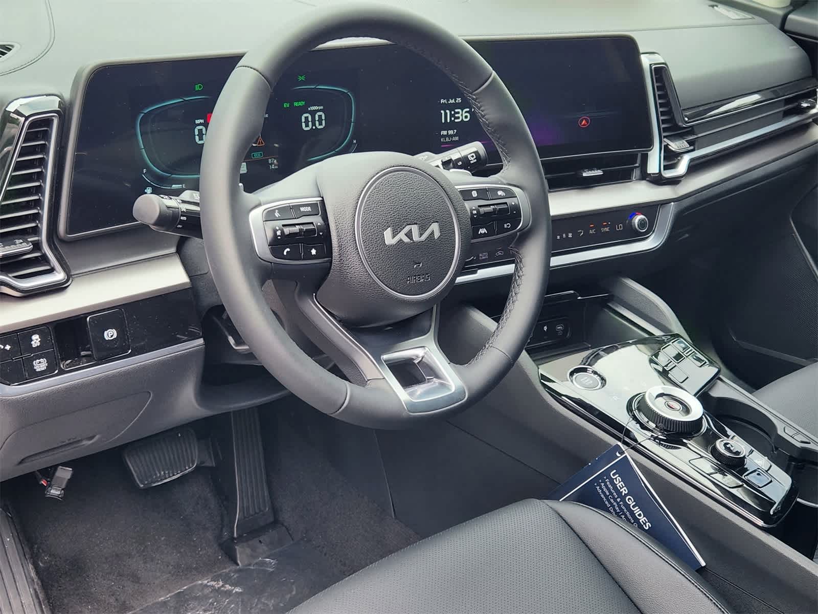 2025 Kia Sportage Hybrid EX photo 2