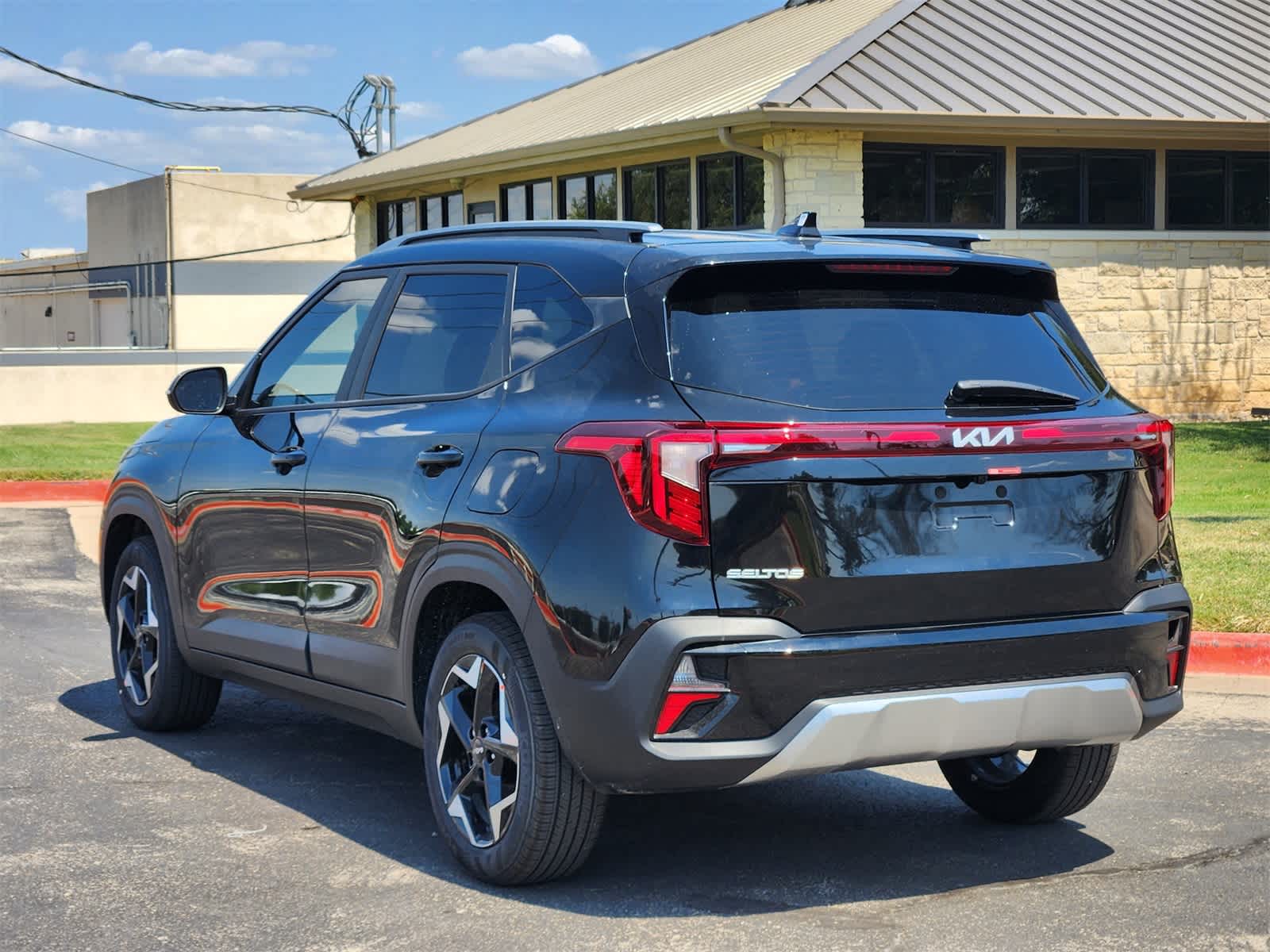 Thumbnail: 2026 Kia Seltos - 6