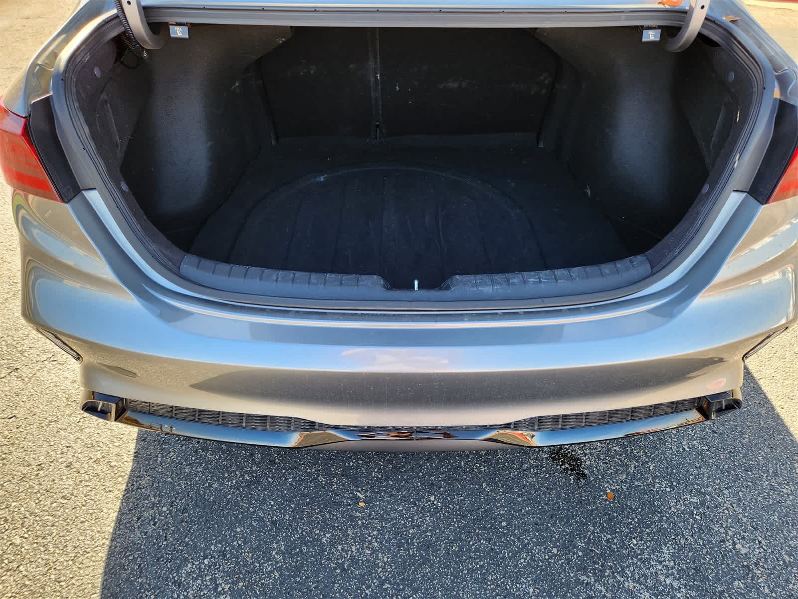 Thumbnail: 2022 Kia Forte - 30