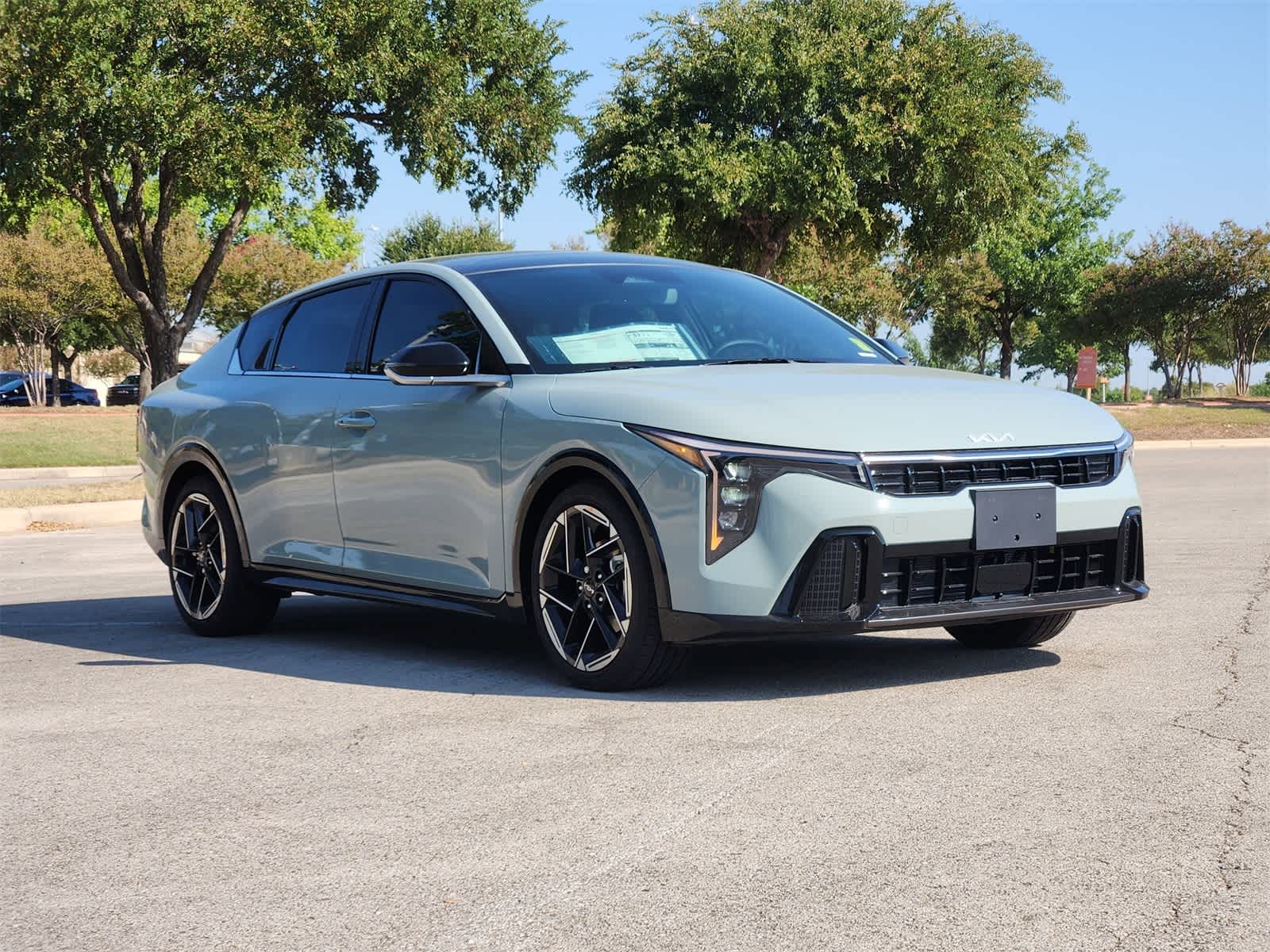 Thumbnail: 2025 Kia K4 - 2