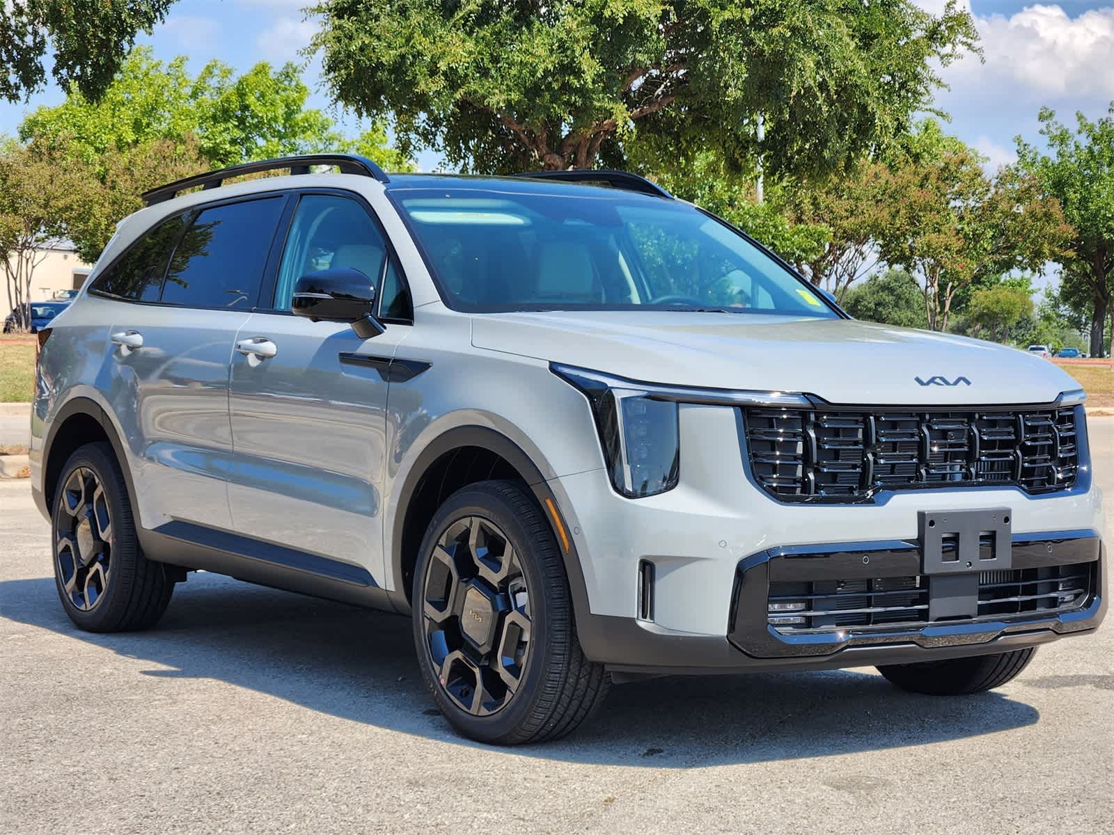 2026 Kia Sorento X-Line SX photo 3