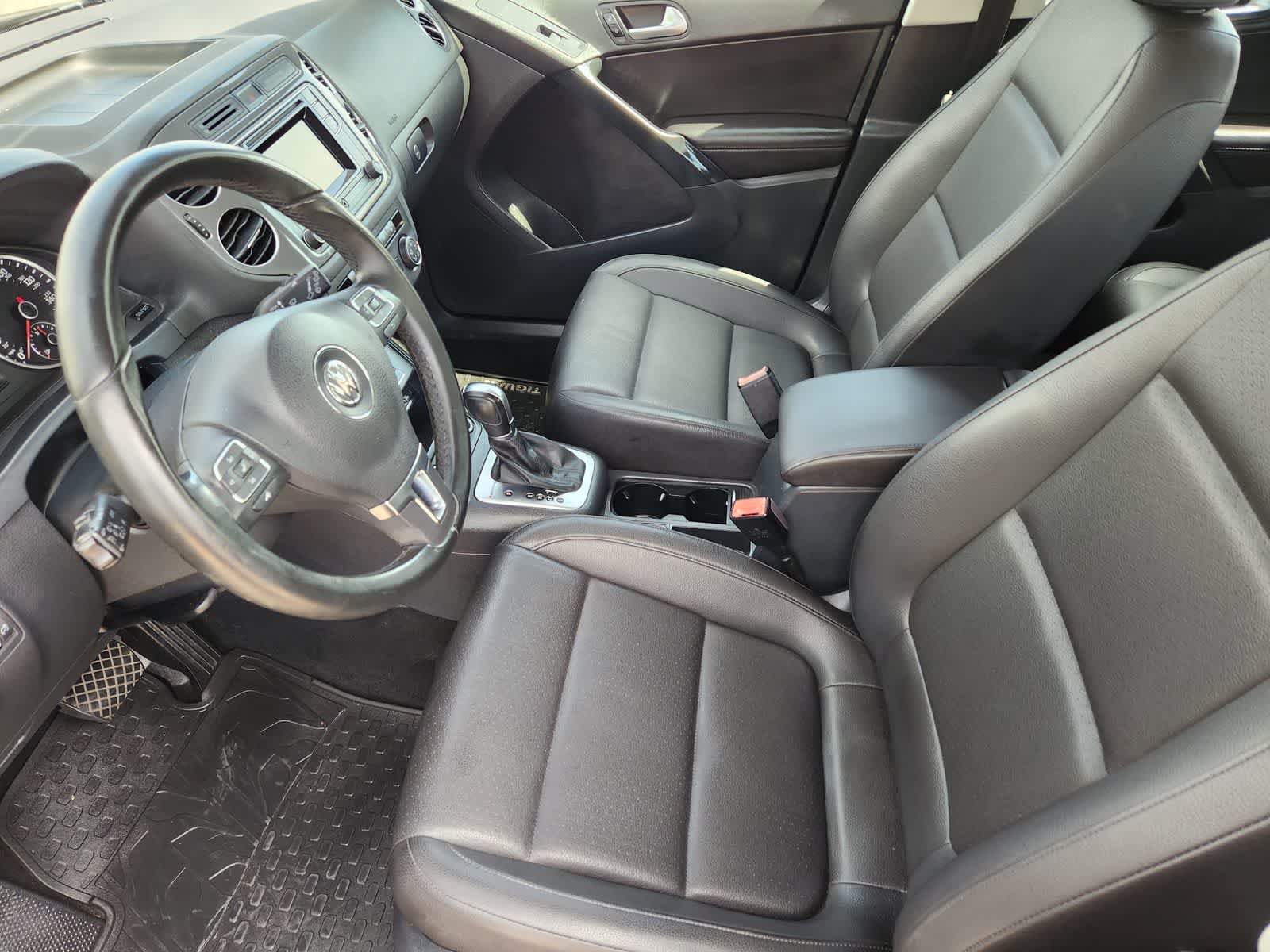 Thumbnail: 2016 Volkswagen Tiguan - 11